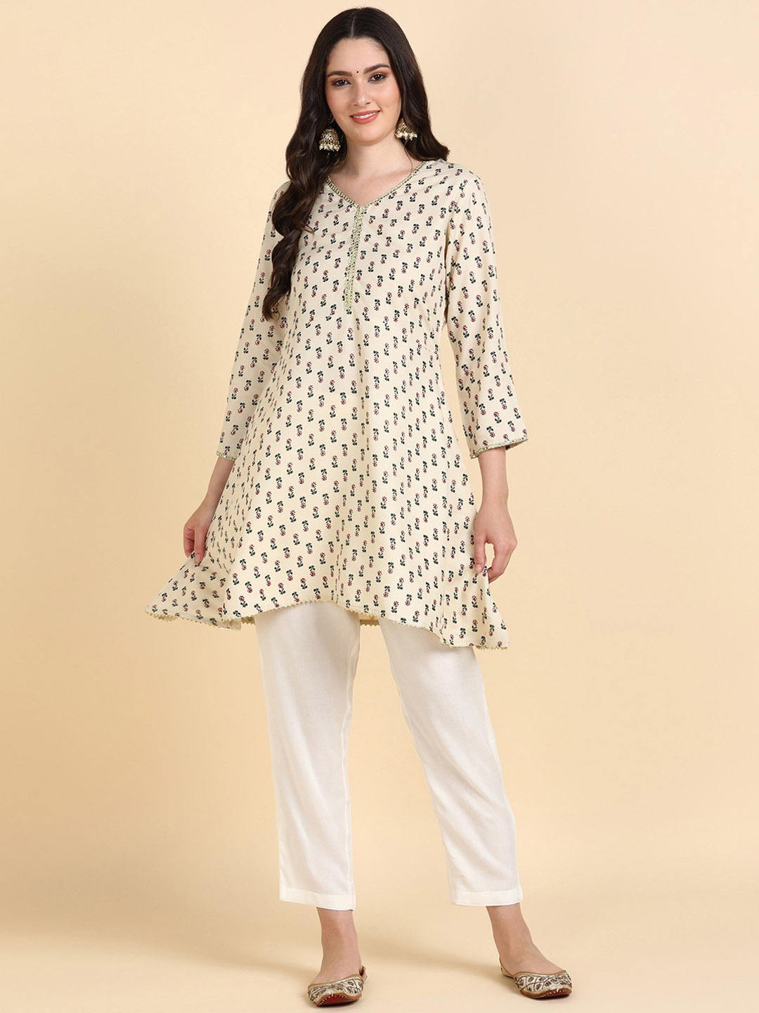 

HERE&NOW Ethnic Motifs Printed Regular Kurta With Trousers, Off white