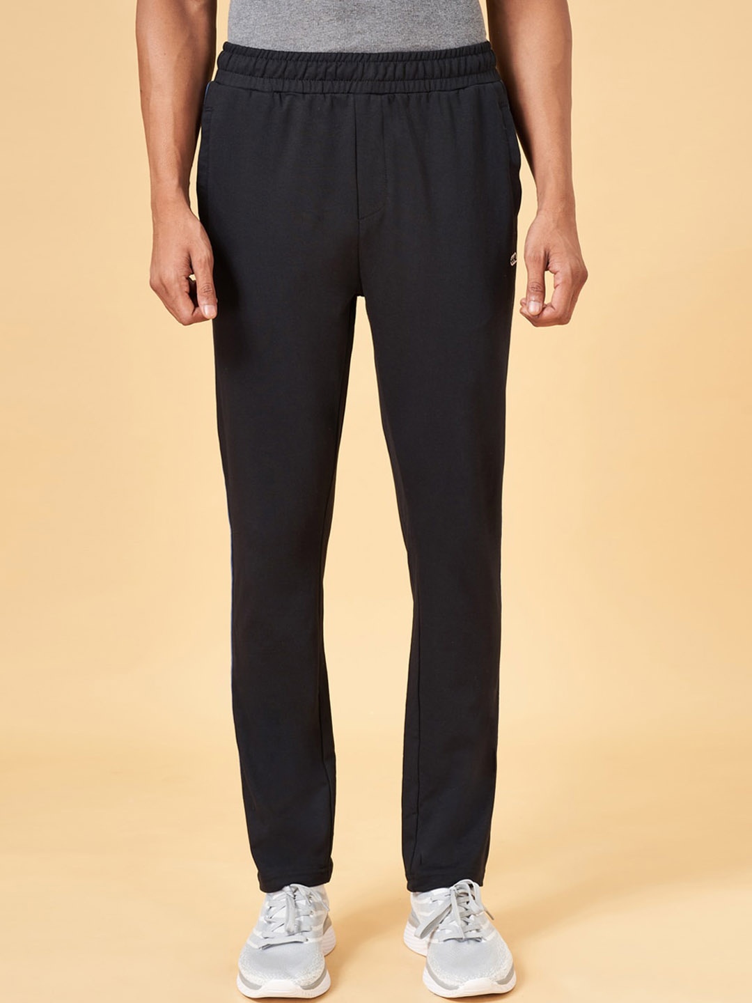 

Ajile by Pantaloons Men Slim Fit Cotton Sports Track Pant, Black