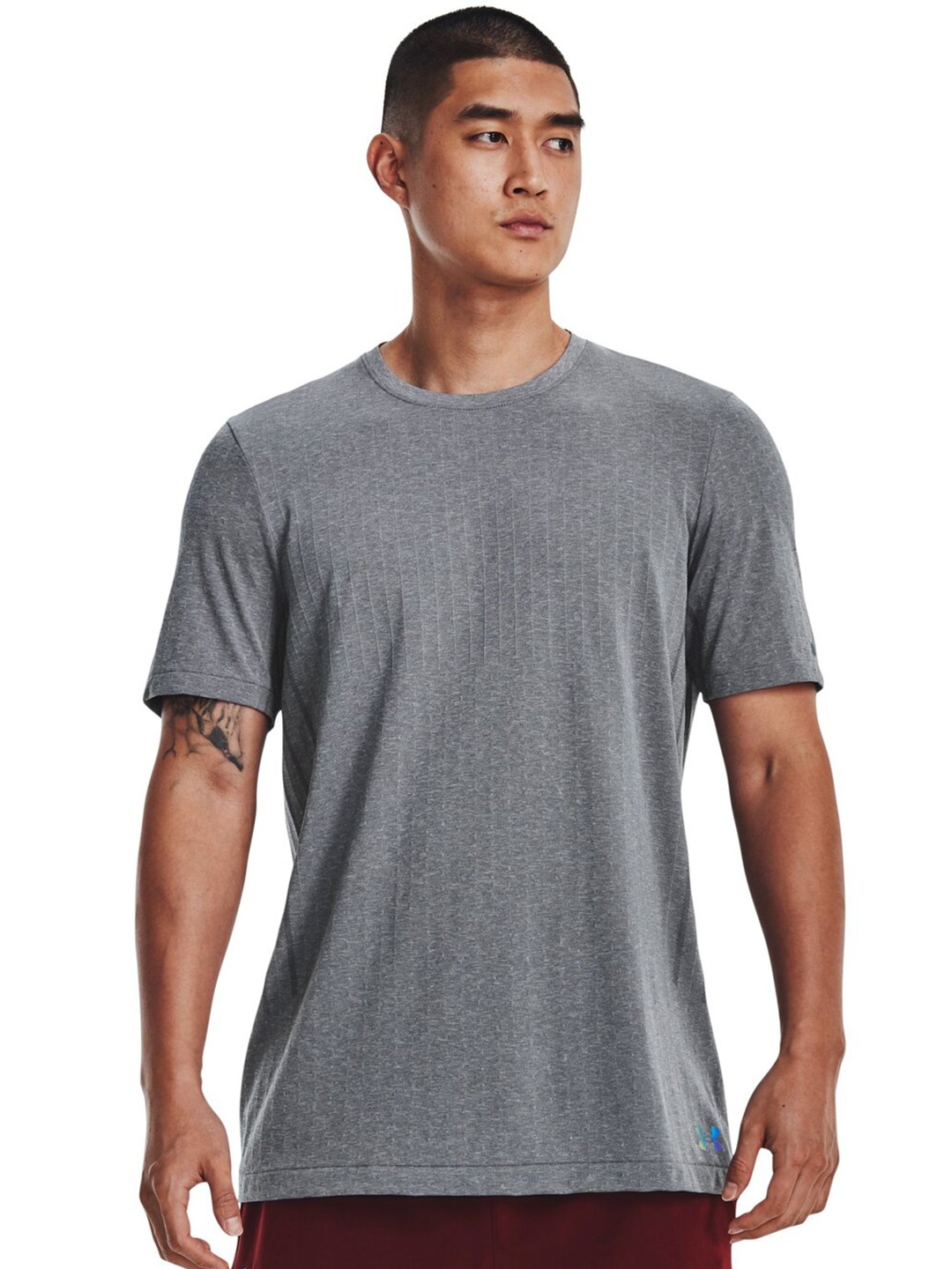 

UNDER ARMOUR Rush Seamless Short Sleeeves T-Shirt, Grey