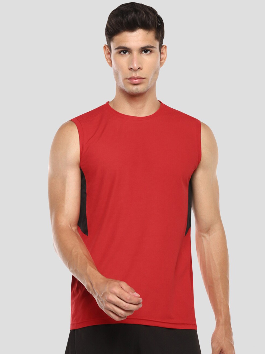 

NIVIA Sleeveless Sports T-shirt, Red