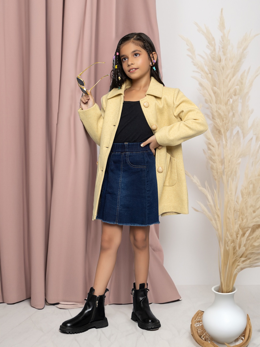 

CHIMPRALA Girls Woollen Longline Tailored Jacket, Yellow
