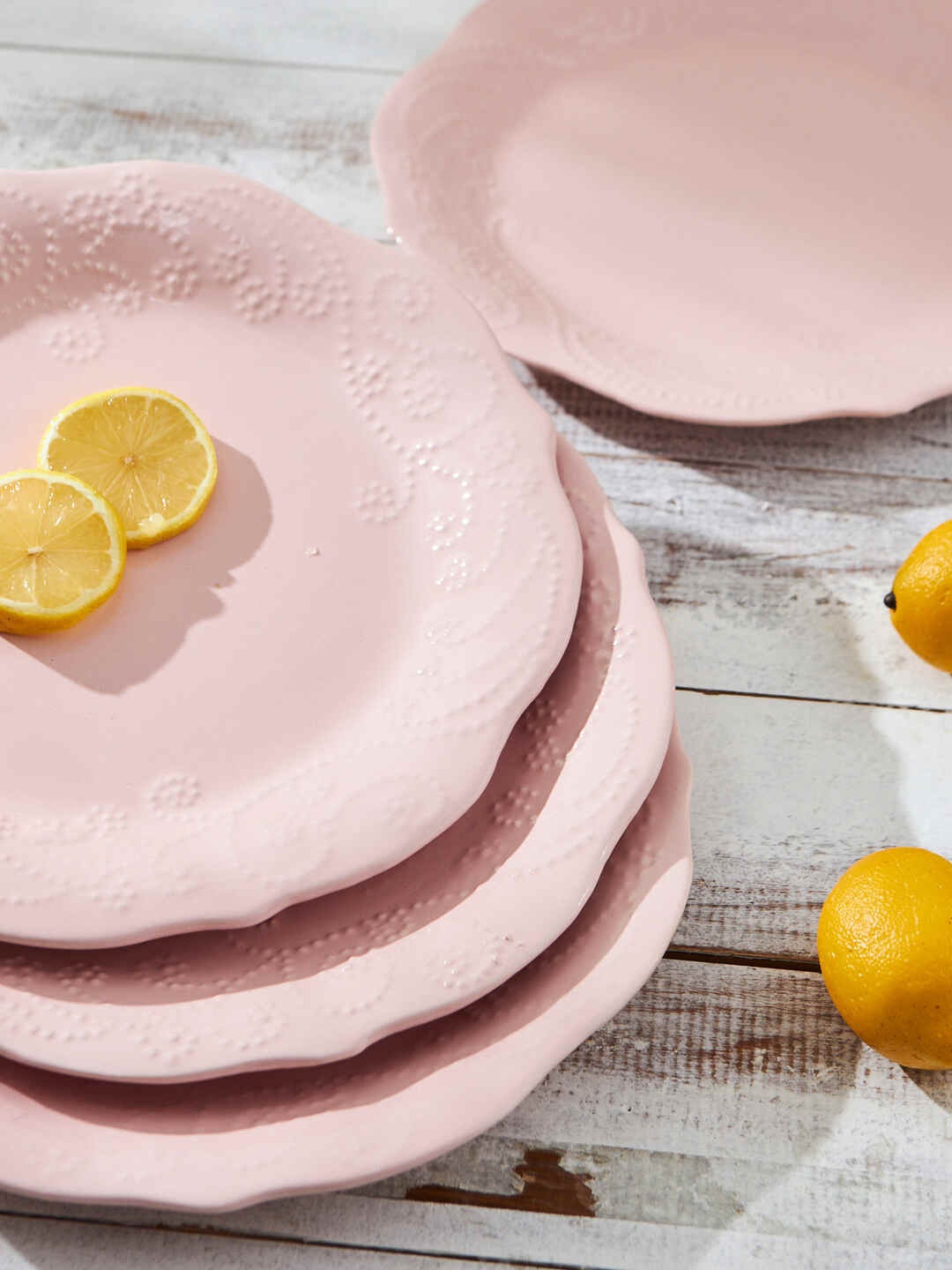 

Chumbak Pink 4 Pieces Textured Ceramic Glossy Plates