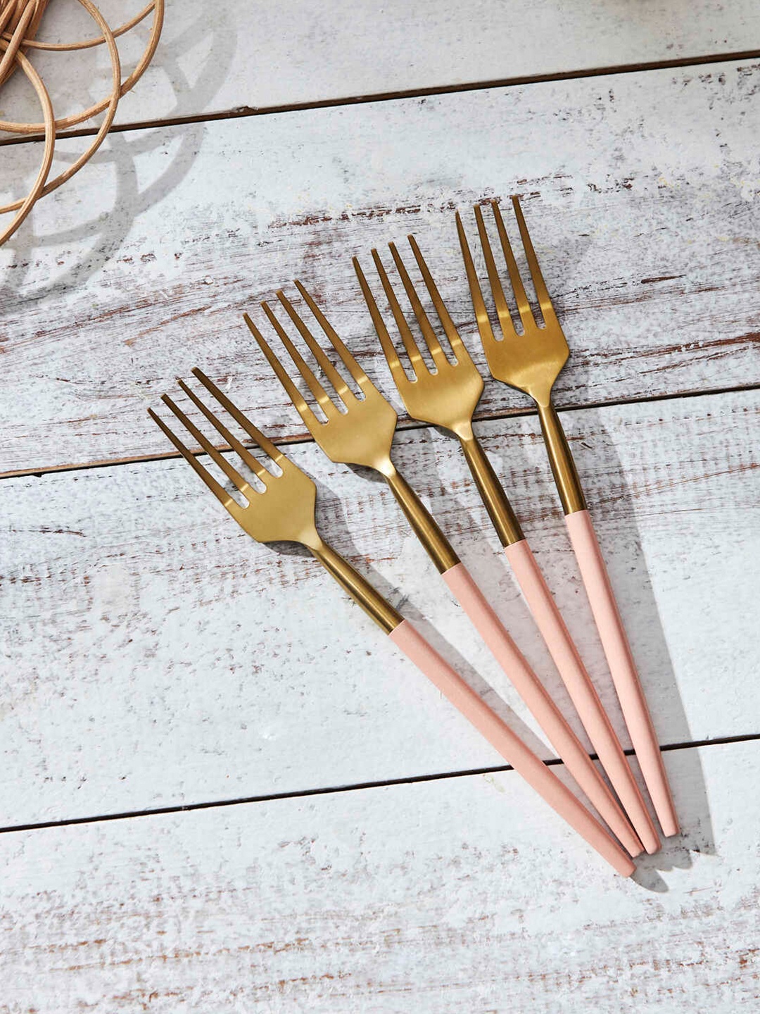 

Chumbak Essentials 4 Pieces Peach-Coloured & Golden Iron Forks