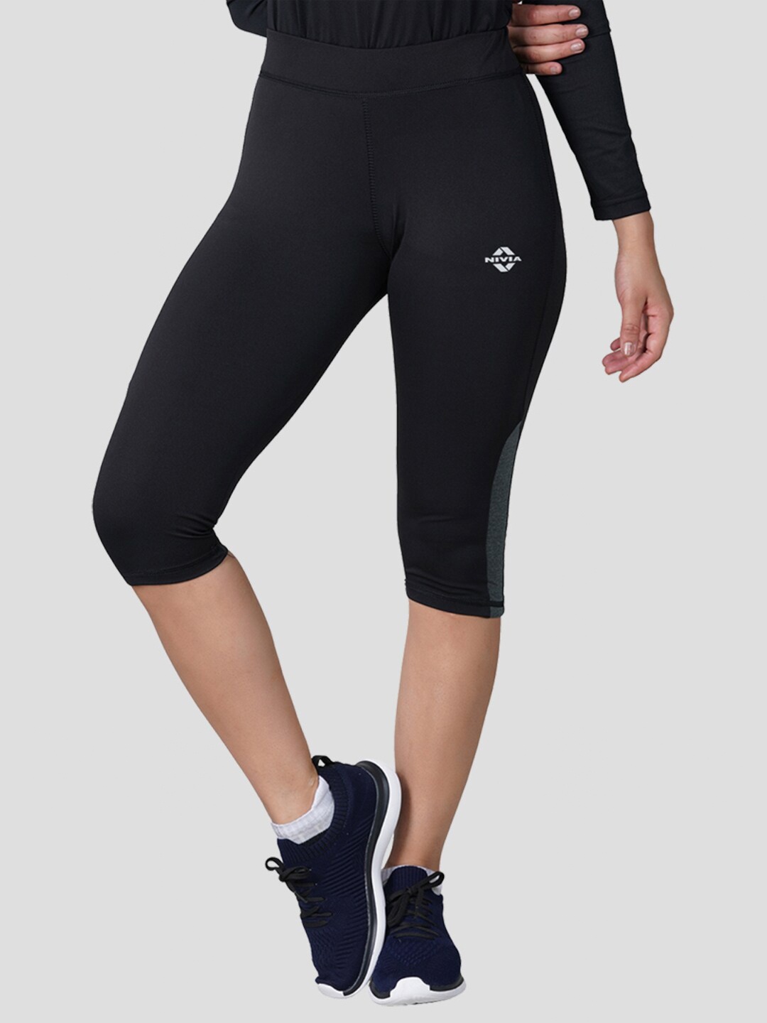 

NIVIA Women Slim Fit Neo-2 Training Sports Capri, Black