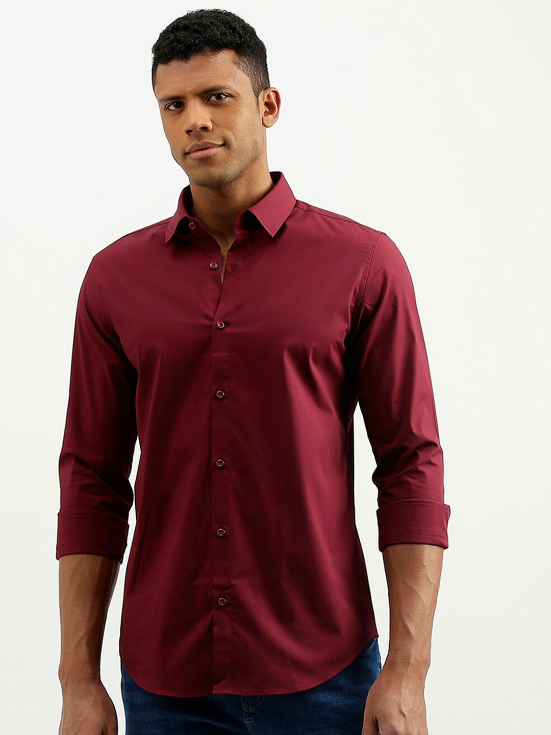 

United Colors of Benetton Slim Fit Opaque Casual Shirt, Maroon