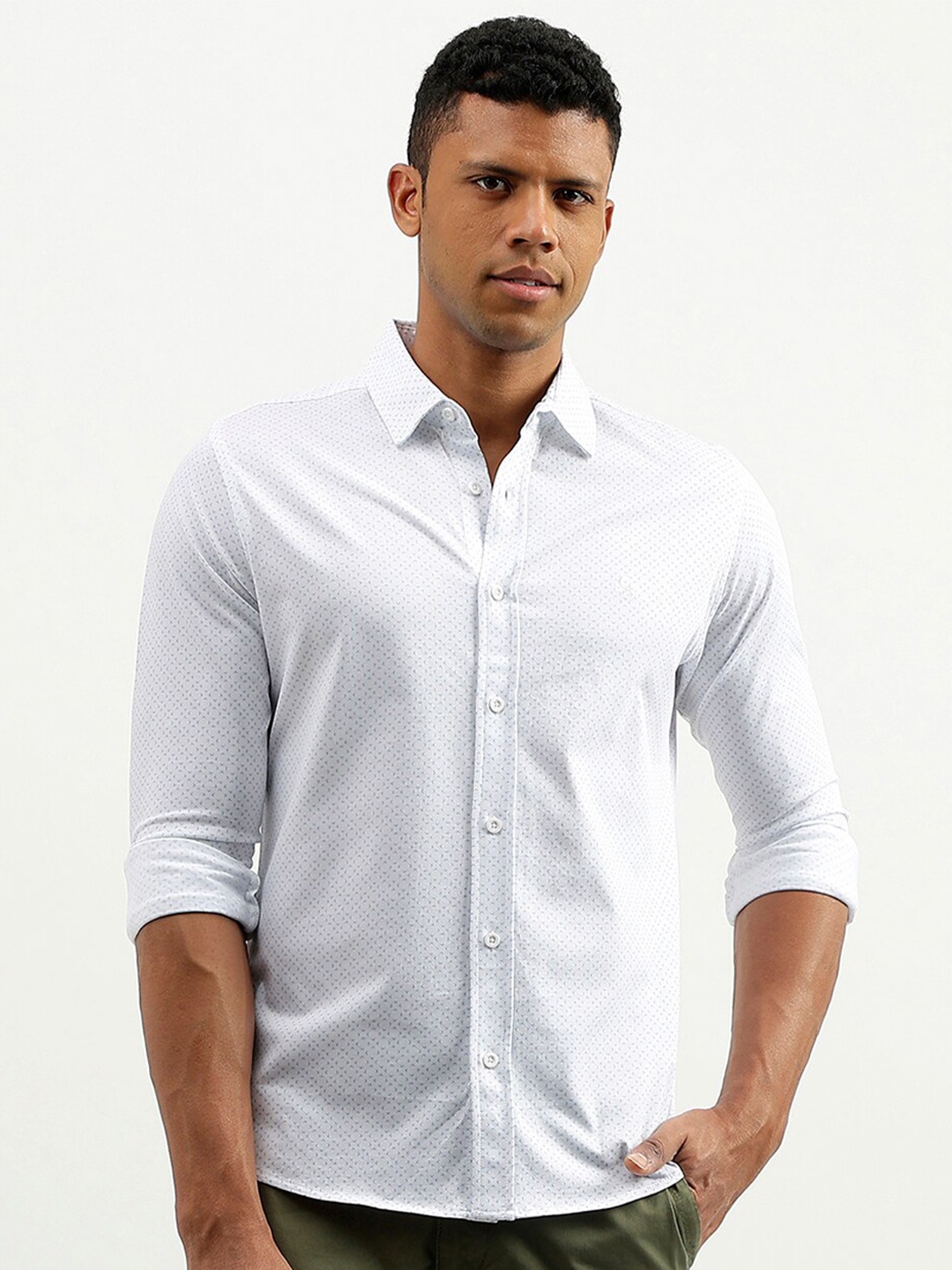 

United Colors of Benetton Printed Cotton Slim Fit Opaque Casual Shirt, White