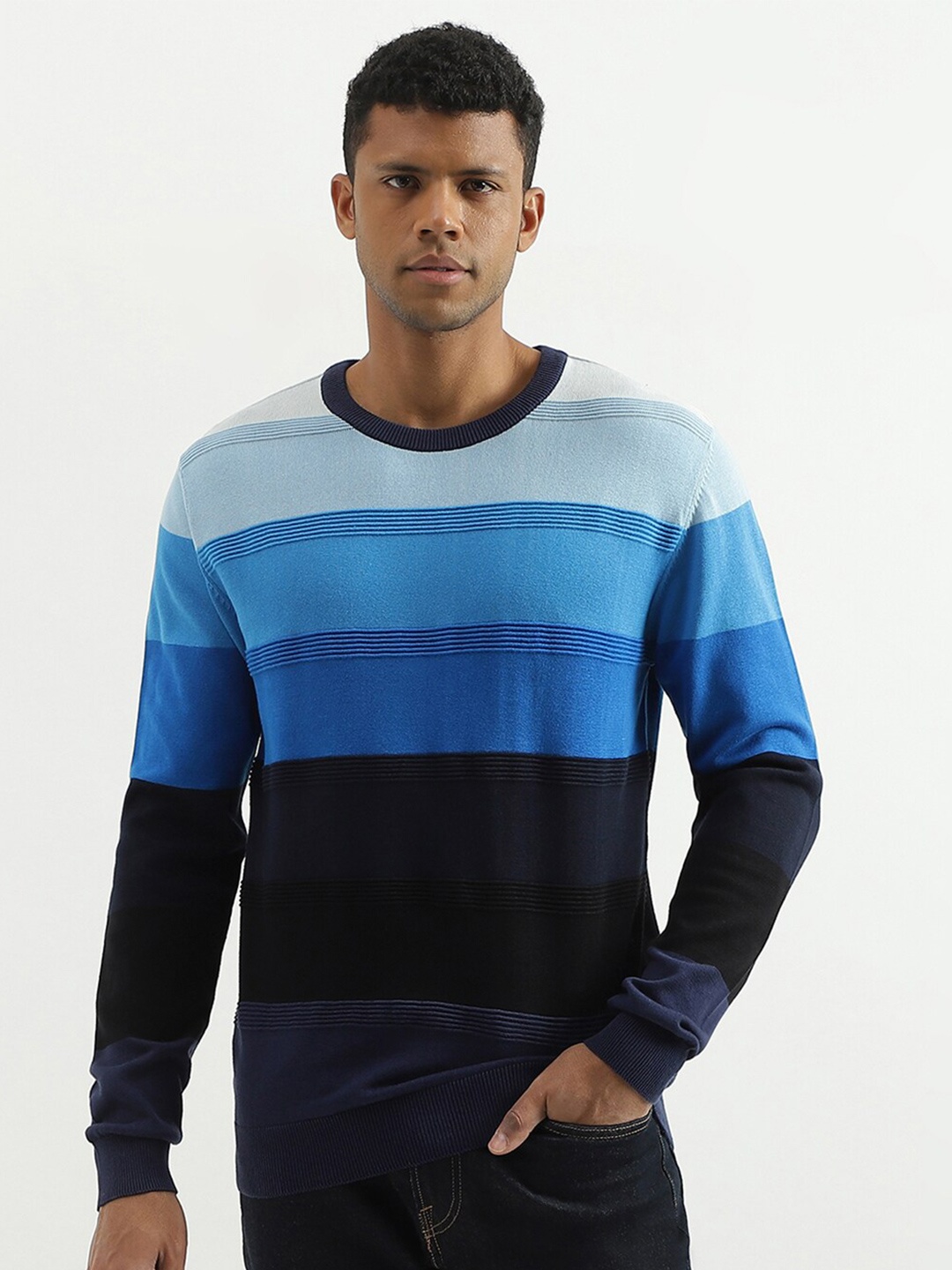 

United Colors of Benetton Colourblocked Cotton Pullover, Blue