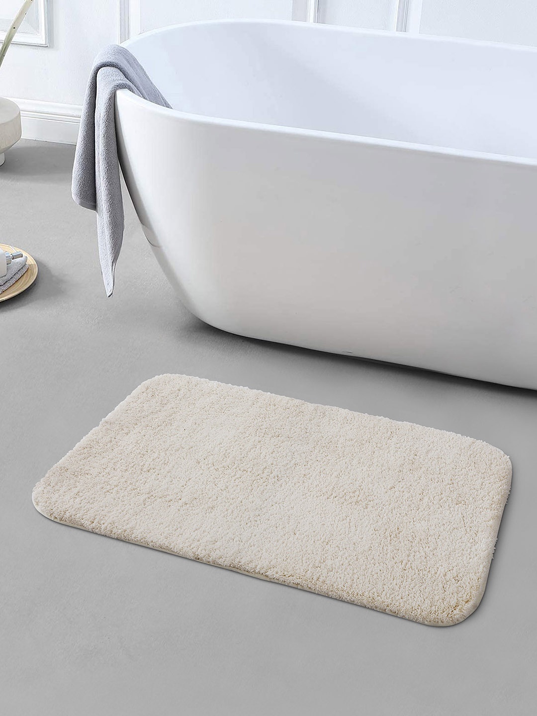 

OBSESSIONS Cream-Coloured 2300 GSM Anti-Skid Bath Rug