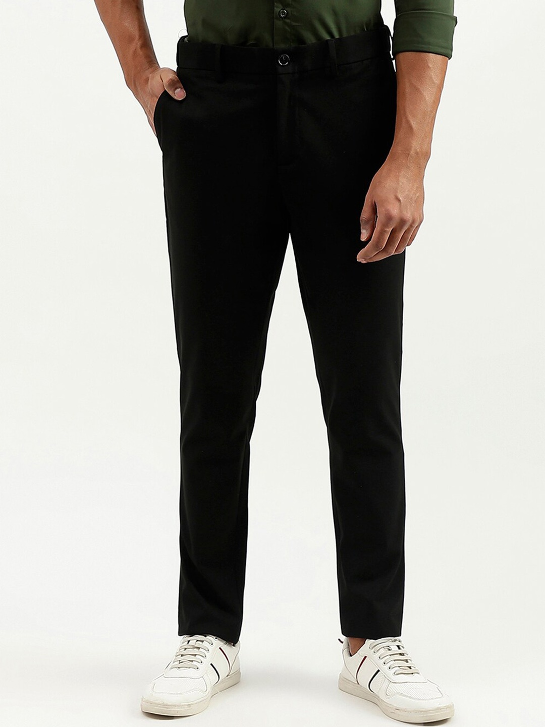 

United Colors of Benetton Men Slim Fit Trousers, Black