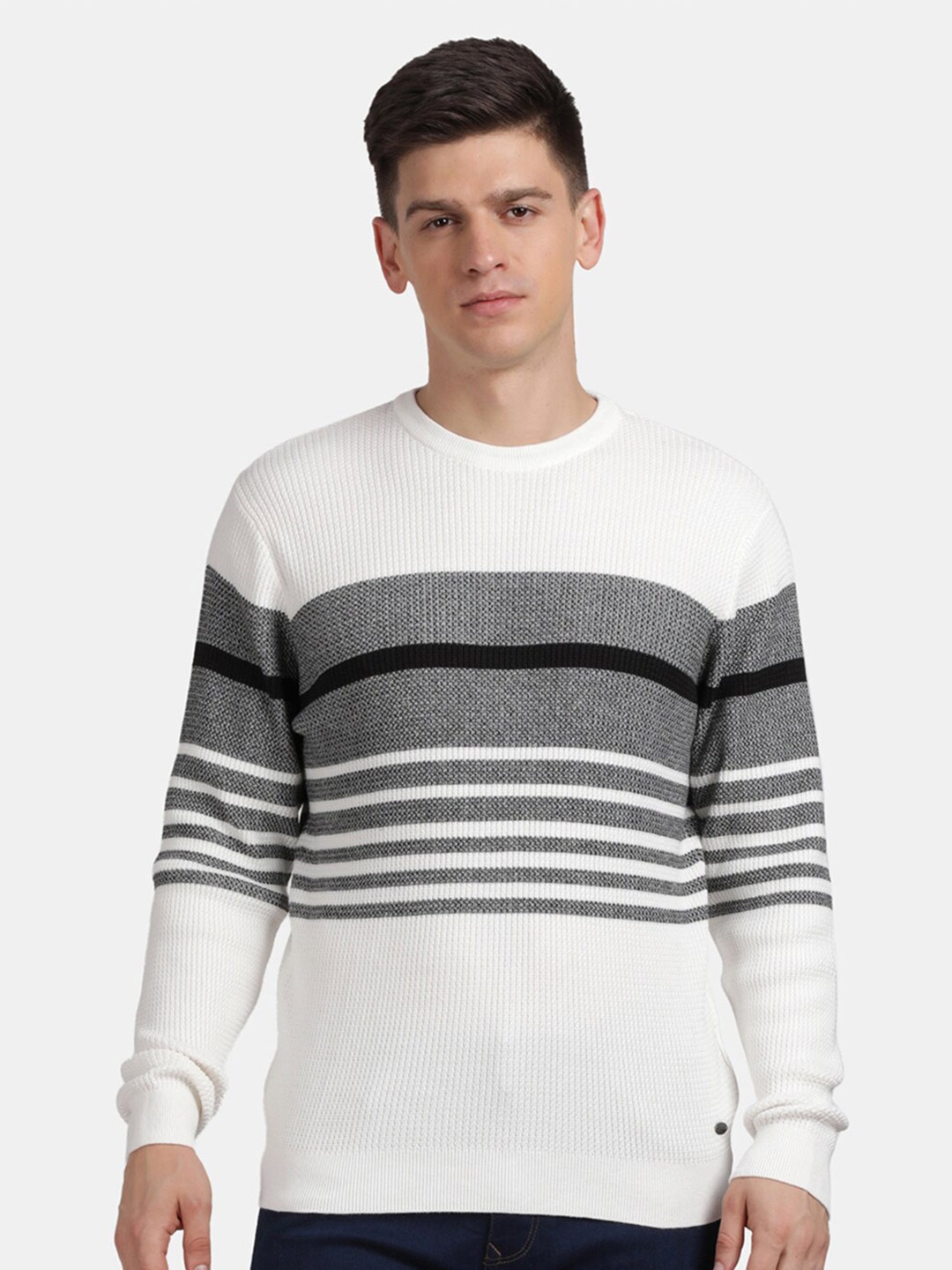 

t-base Colourblocked Round Neck Long Sleeves Cotton Pullover Sweater, Off white