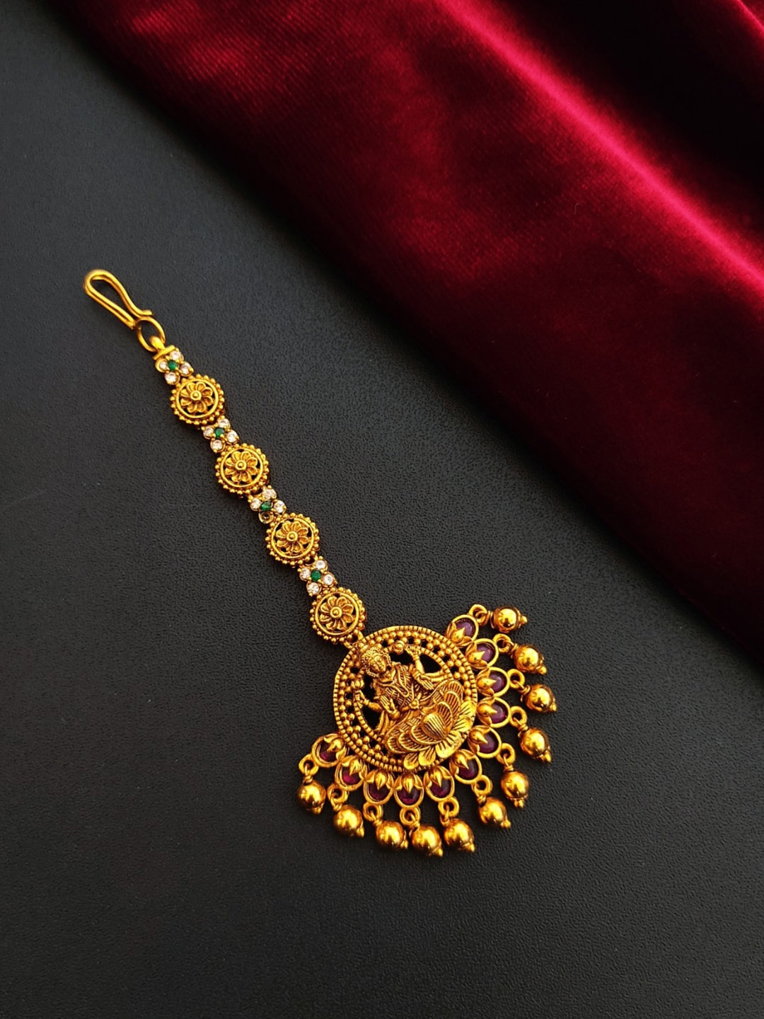

Pihtara Jewels Gold-Plated Stones Studded & Beaded Maang Tikka