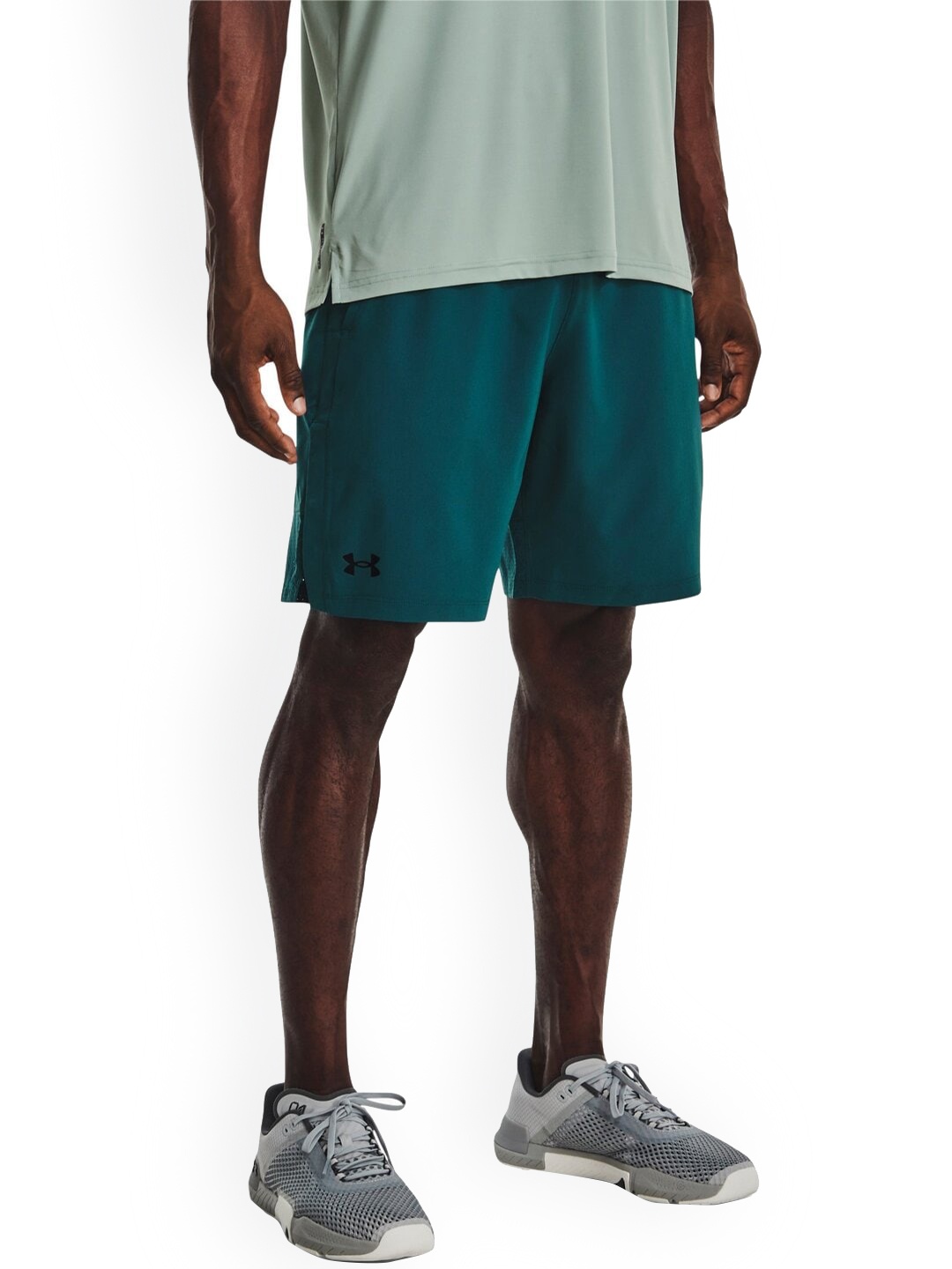

UNDER ARMOUR Men Mid-Rise Sports Shorts, Green