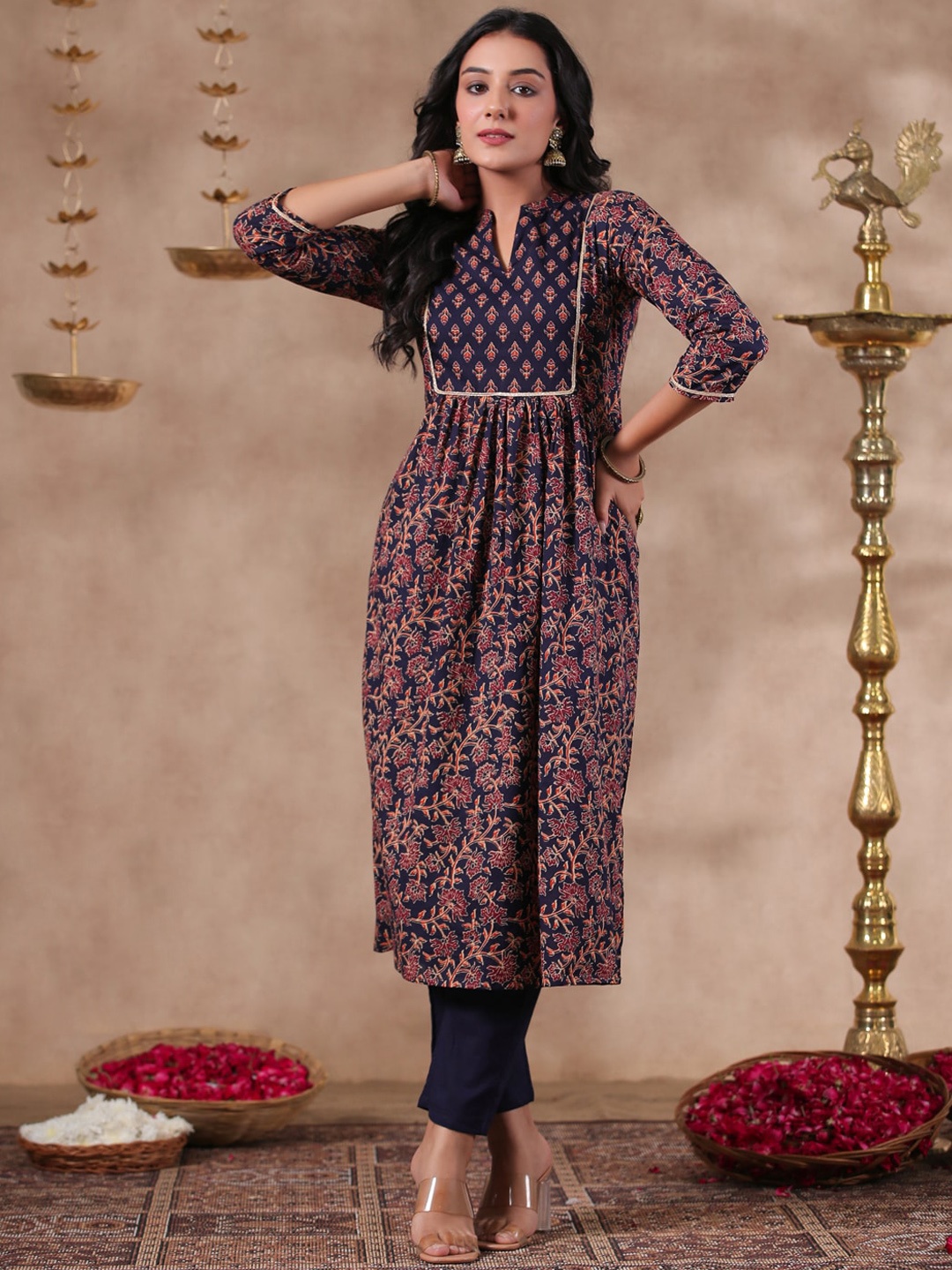 

Anubhutee Floral Printed Mandarin Collar Pure Cotton Anarkali Kurta With Trousers, Blue