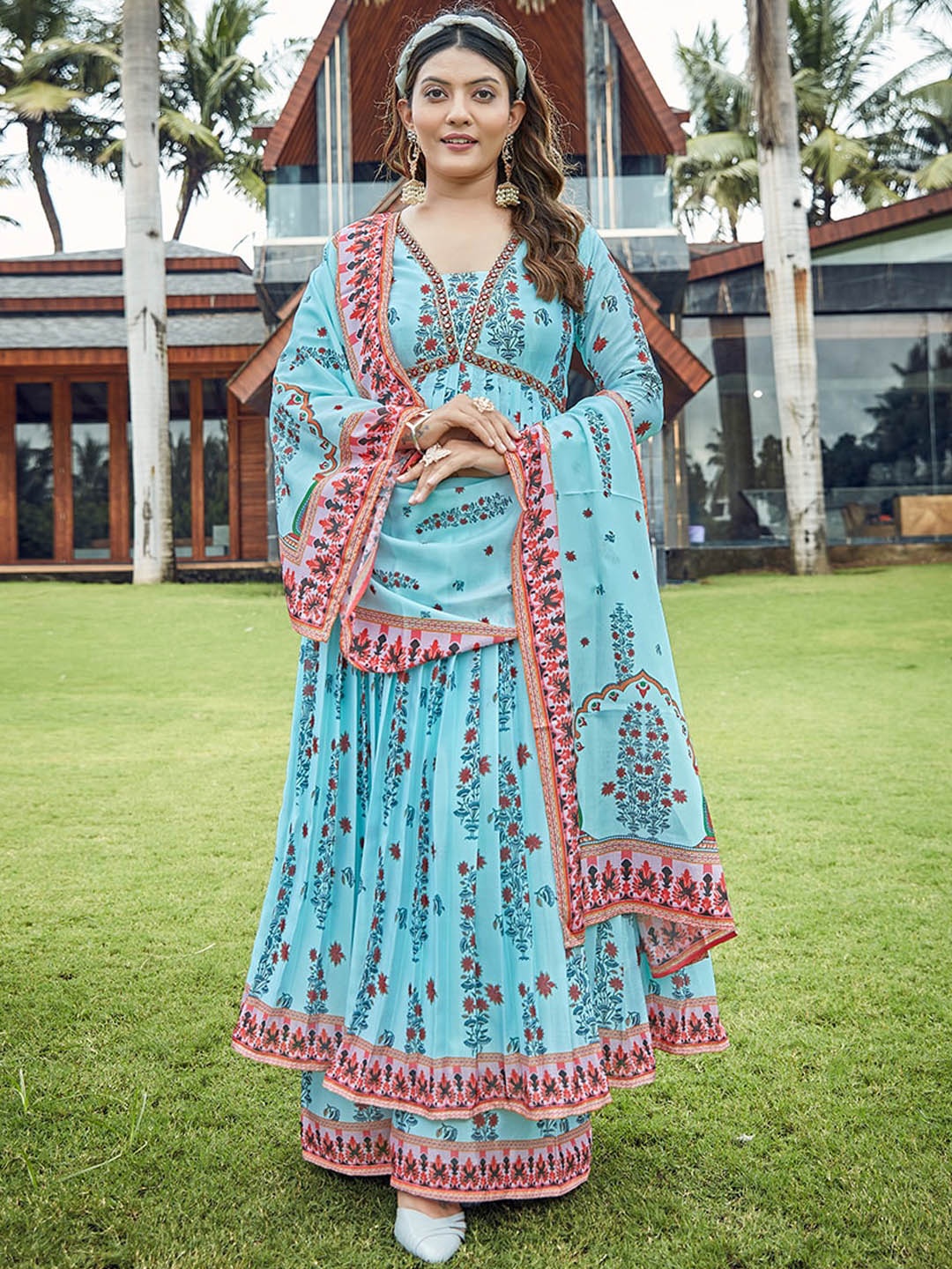 

Chansi Floral Printed Kurta with Palazzos & Dupatta, Blue