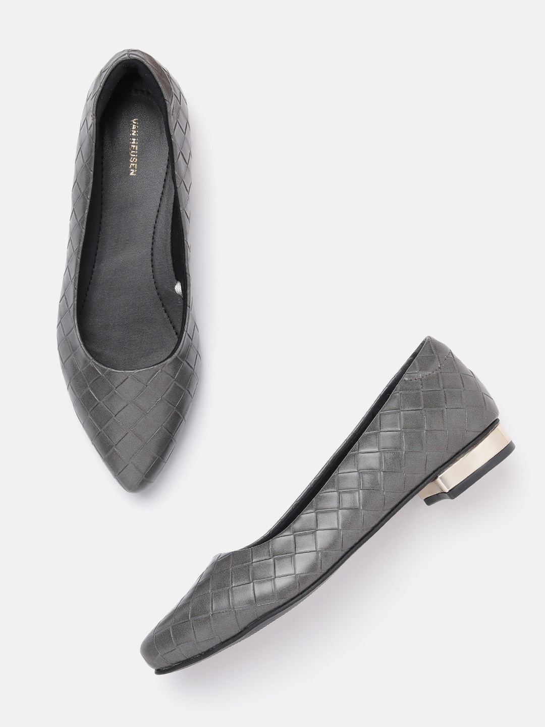 

Van Heusen Woman Textured Pointed-Toe Ballerinas, Grey