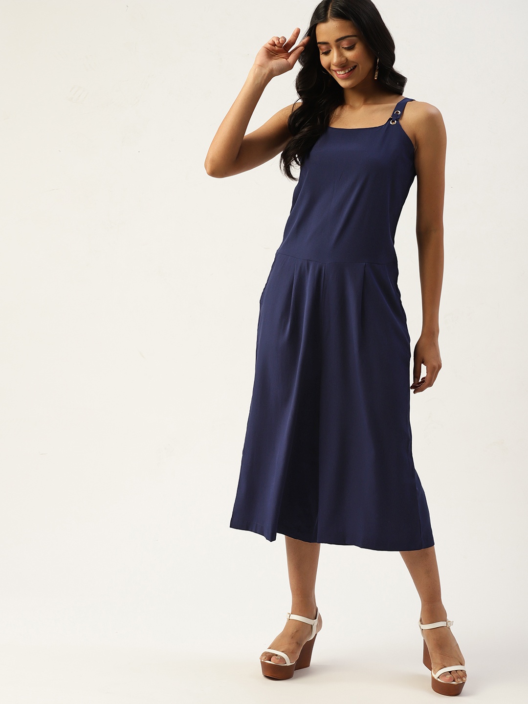 

DressBerry Navy Blue Solid Culotte Jumpsuit