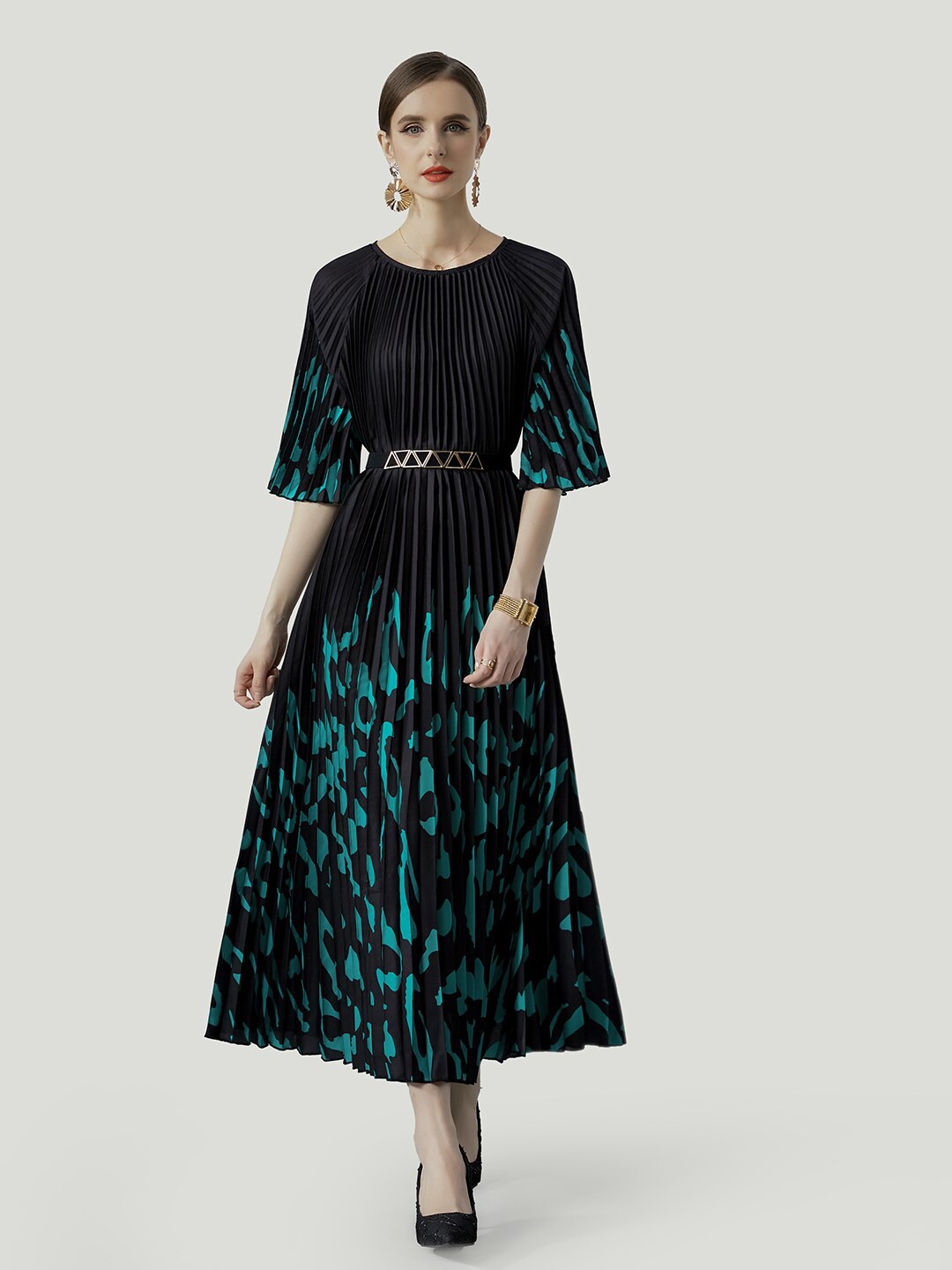 

JC Collection Abstract Printed Flared Sleeve Round Neck Pleated Fit & Flare Midi Dress, Green