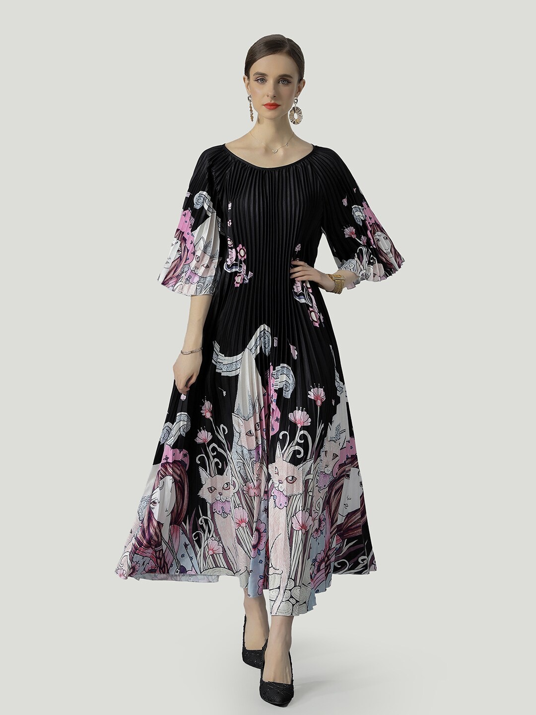 

JC Collection Floral Printed Flared Sleeves Accordion Pleated Fit & Flare Maxi Dress, Black
