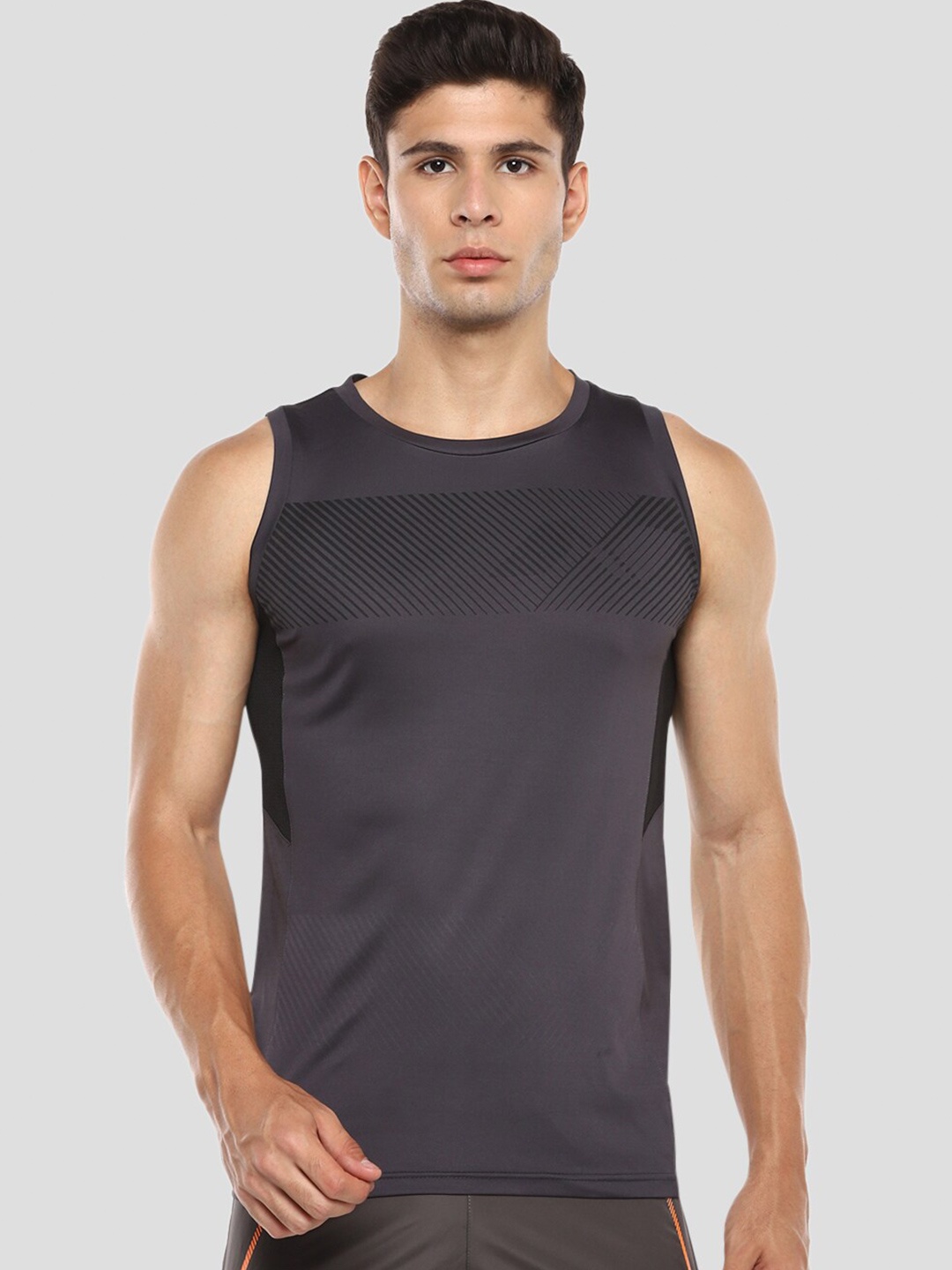 

NIVIA Round Neck Sleeveless Sports T-shirt, Grey