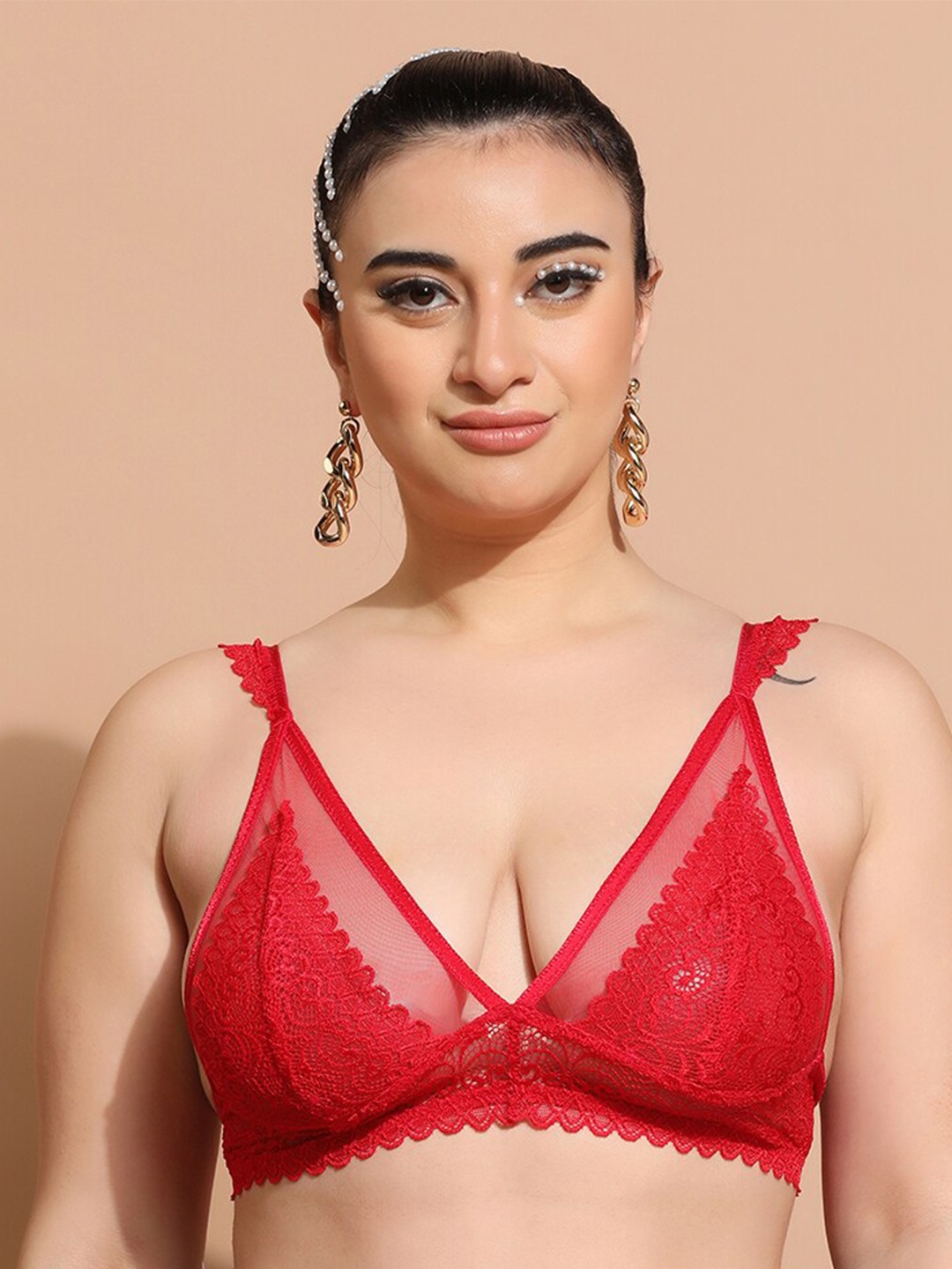 

Curvy Love Plus Size Floral Lace Medium Coverage Bralette Bra With All Day Comfort, Red