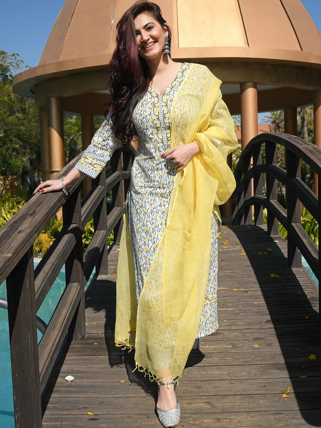 

KALINI Floral Printed Kurta With Trousers & Dupatta, White