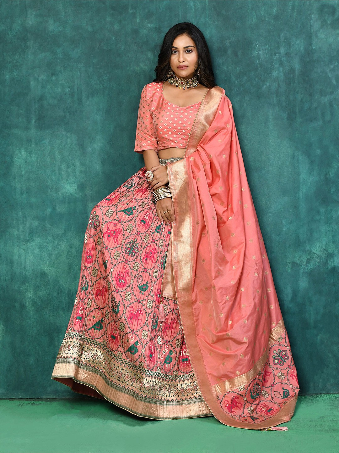 

elora Semi Stitched Lehenga & Unstitched Blouse With Dupatta, Pink
