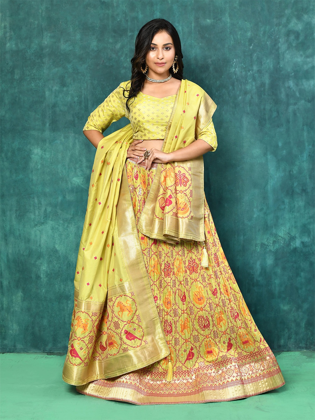 

elora Foil Print Ready to Wear Lehenga & Unstitched Blouse With Dupatta, Yellow