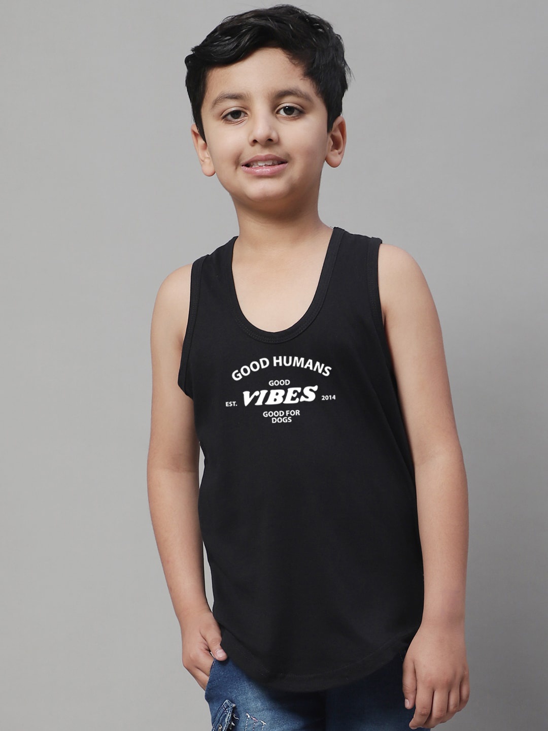 

Friskers Boys Printed Round Neck Sleeveless Pure Cotton Gym Innerwear Vests, Black