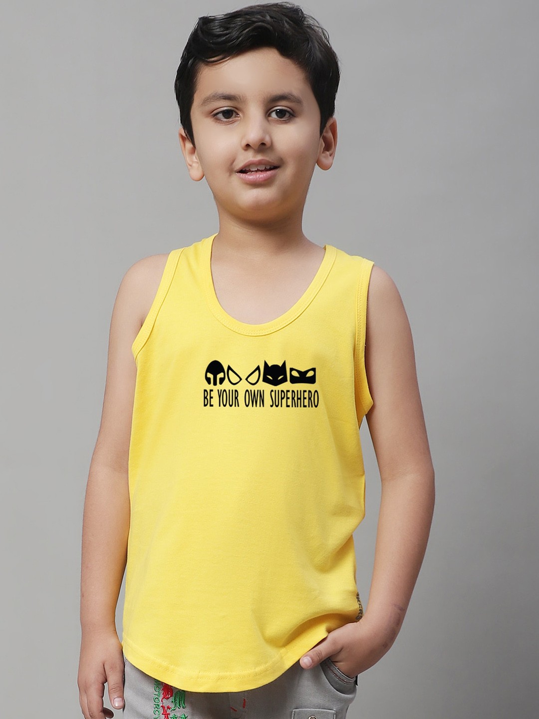 

Friskers Boys Printed Bio Wash Innerwear Vests KDC476-06-2-3Y, Yellow