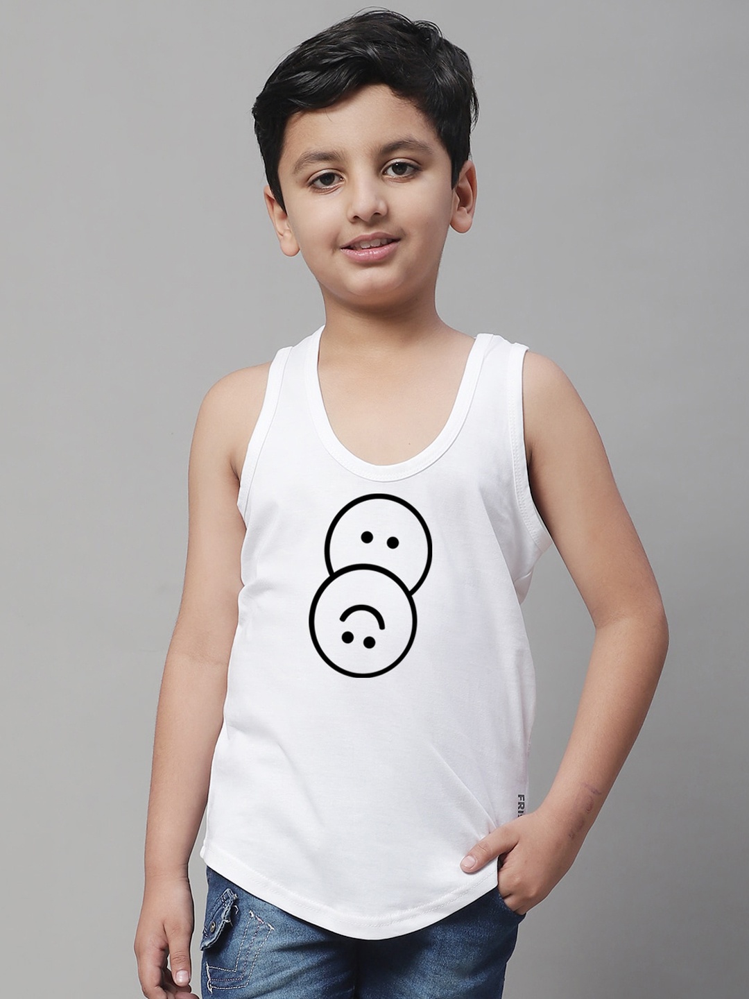 

Friskers Boys Printed Bio Wash Pure Cotton Innerwear Vests KDC469-02-2-3Y, White