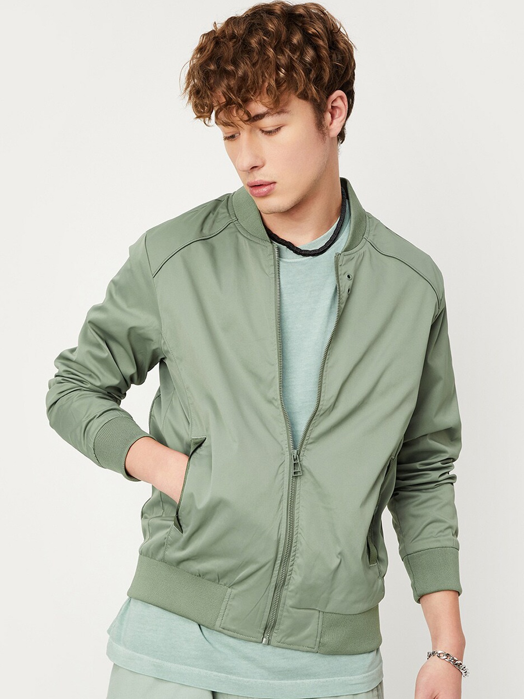 

max Stand Collar Bomber Jacket, Green