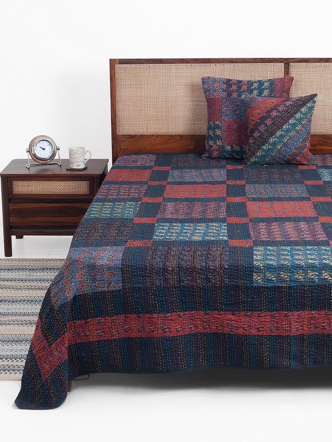 

Fabindia Black & Navy Blue Geometric Printed Cotton Single Bed Cover