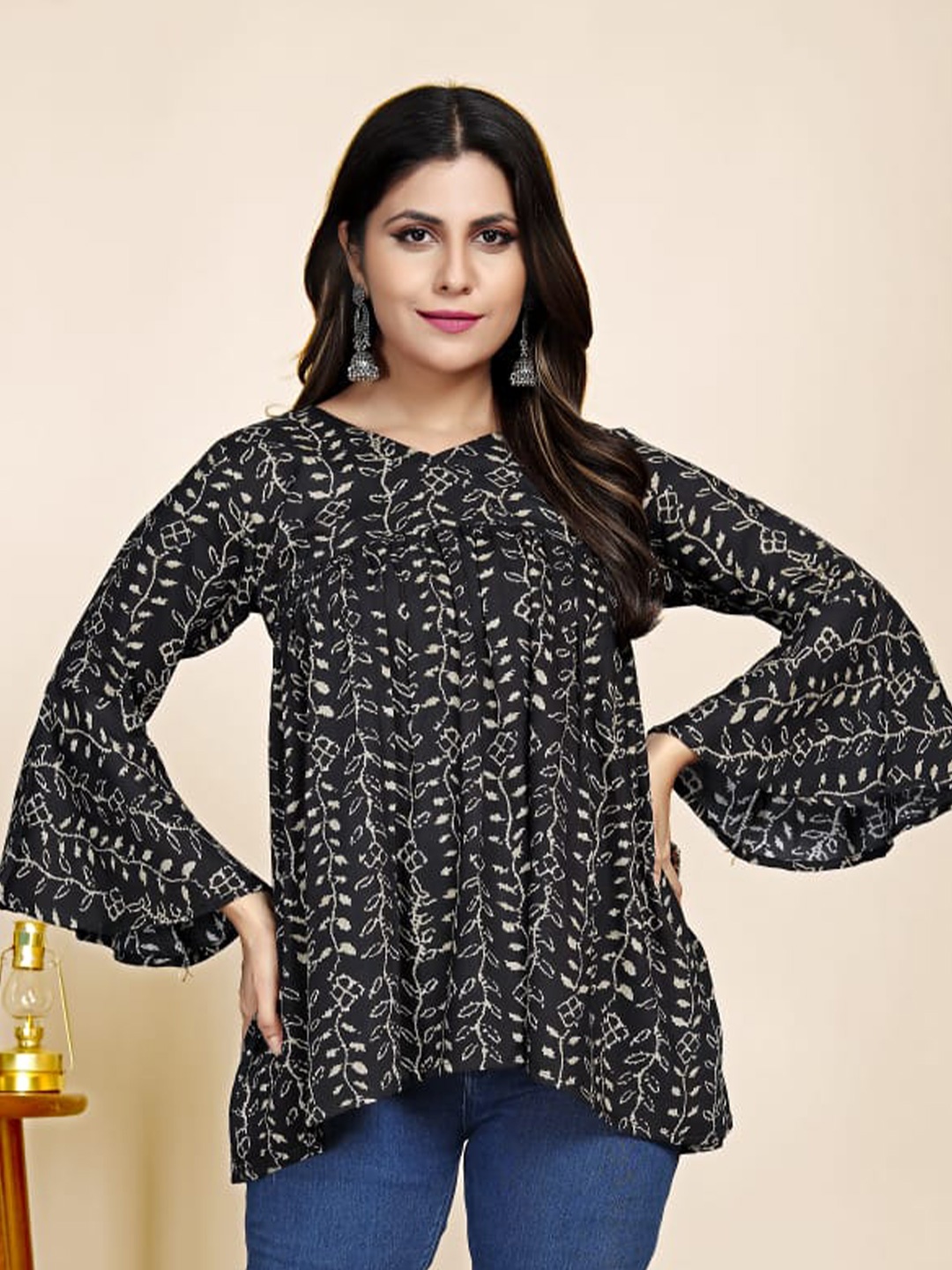 

BAESD Floral Printed Bell Sleeve Cotton Top, Black