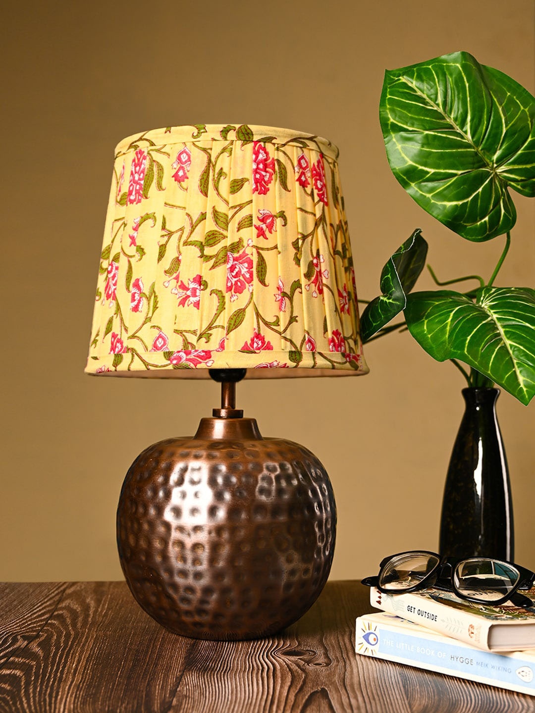 

green girgit Yellow & Copper Floral Printed Pleated Frustum Shape Table Lamp
