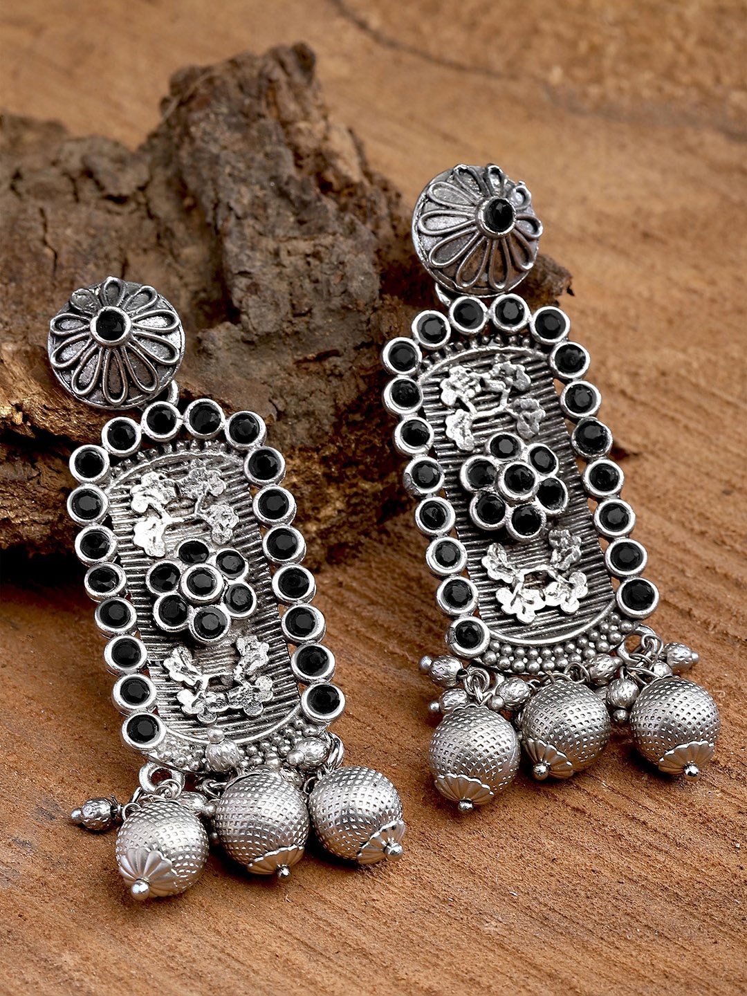

KARATCART Silver-Plated Oxidised Stone Studded Drop Earrings