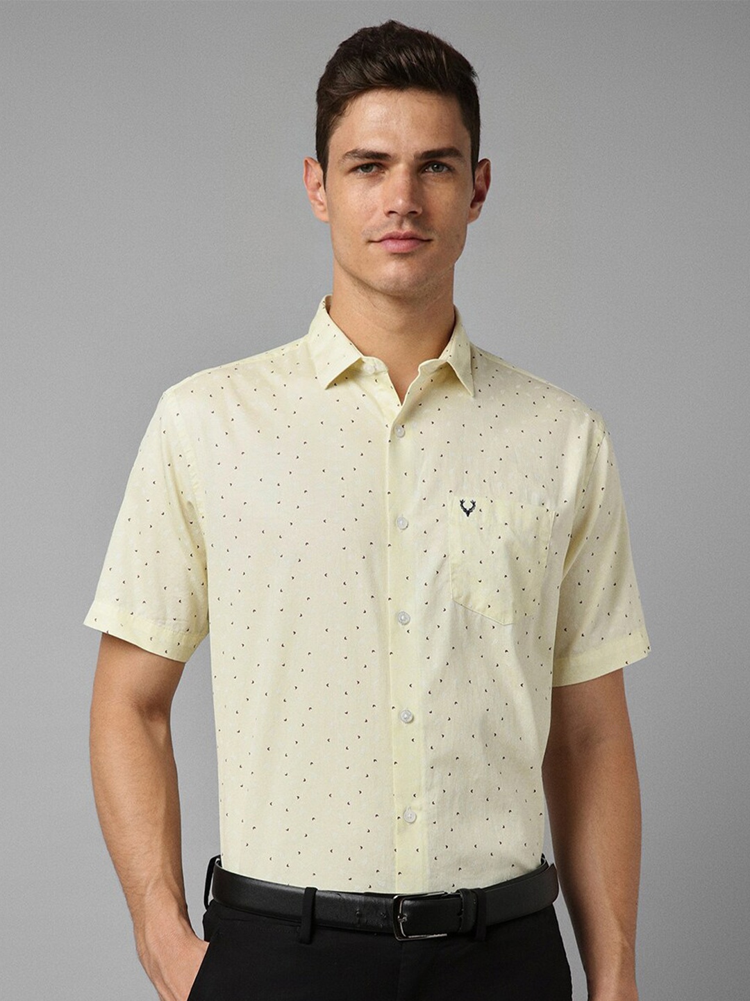 

Allen Solly Conversational Printed Slim Fit Pure Cotton Formal Shirt, Yellow