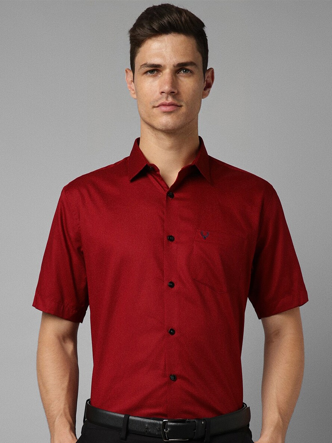 

Allen Solly Textured Slim Fit Opaque Formal Shirt, Red