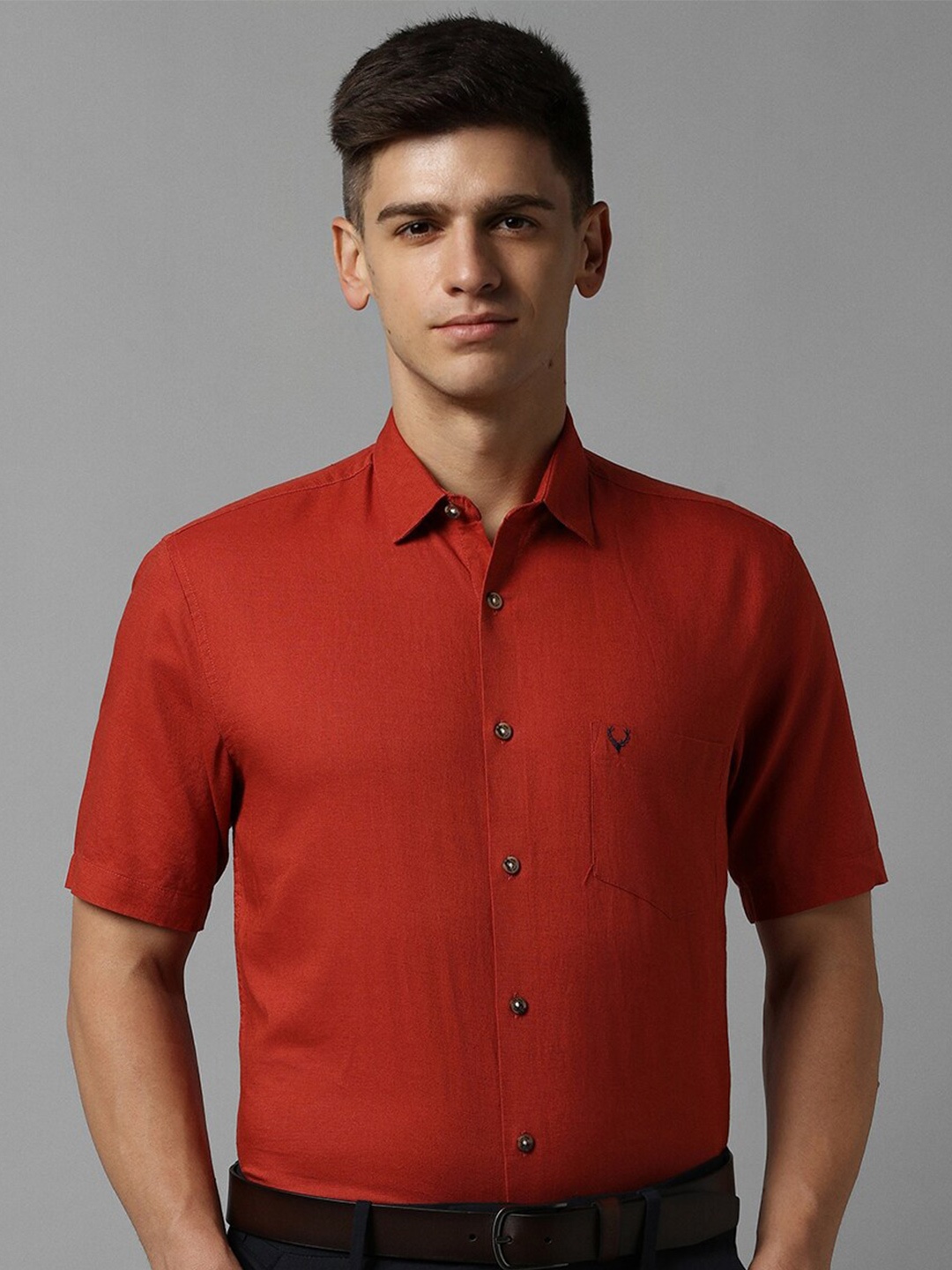 

Allen Solly Slim Fit Cotton Linen Formal Shirt, Red