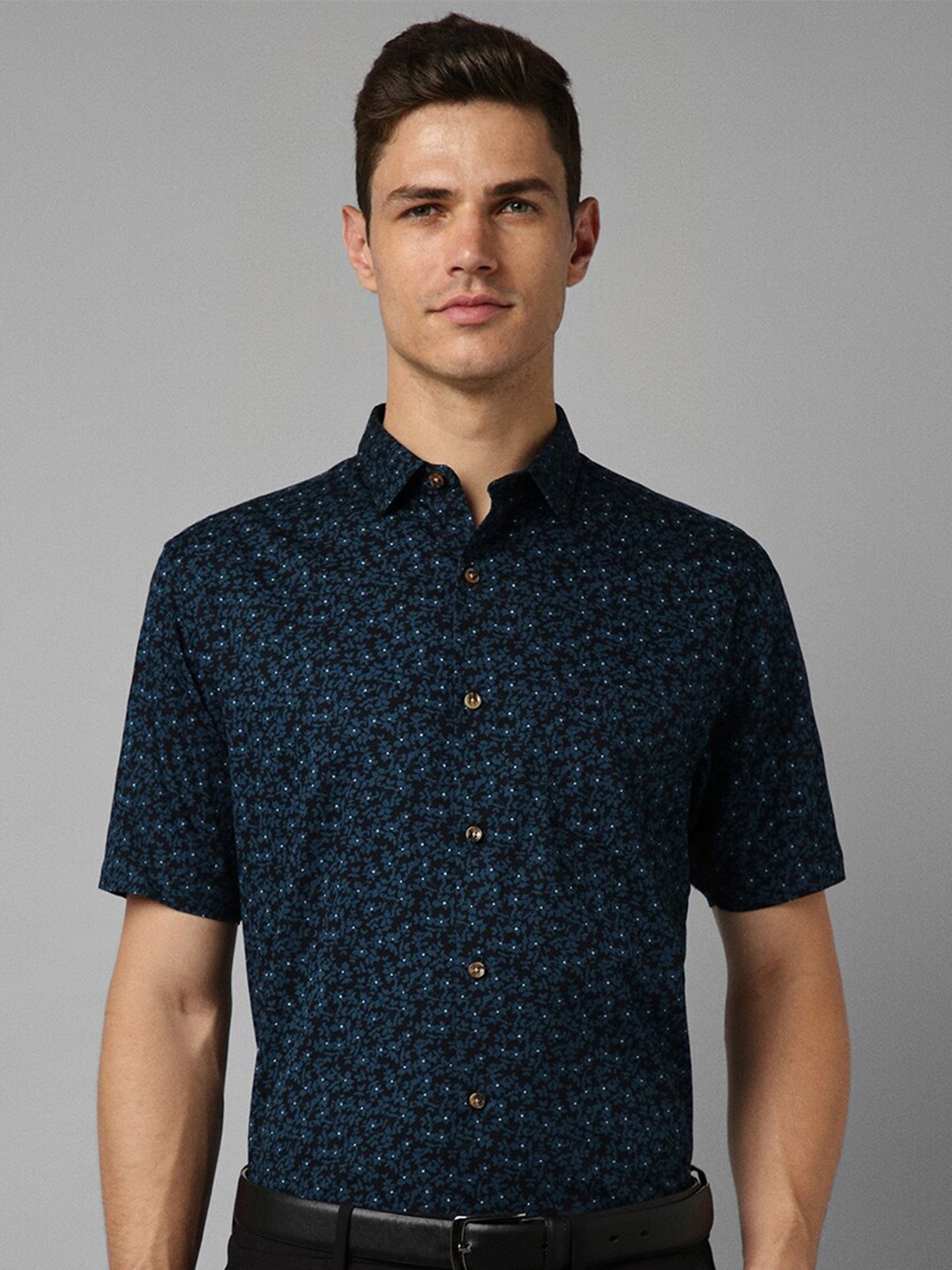 Allen Solly Slim Fit Floral Printed Pure Cotton Formal Shirt, Navy blue