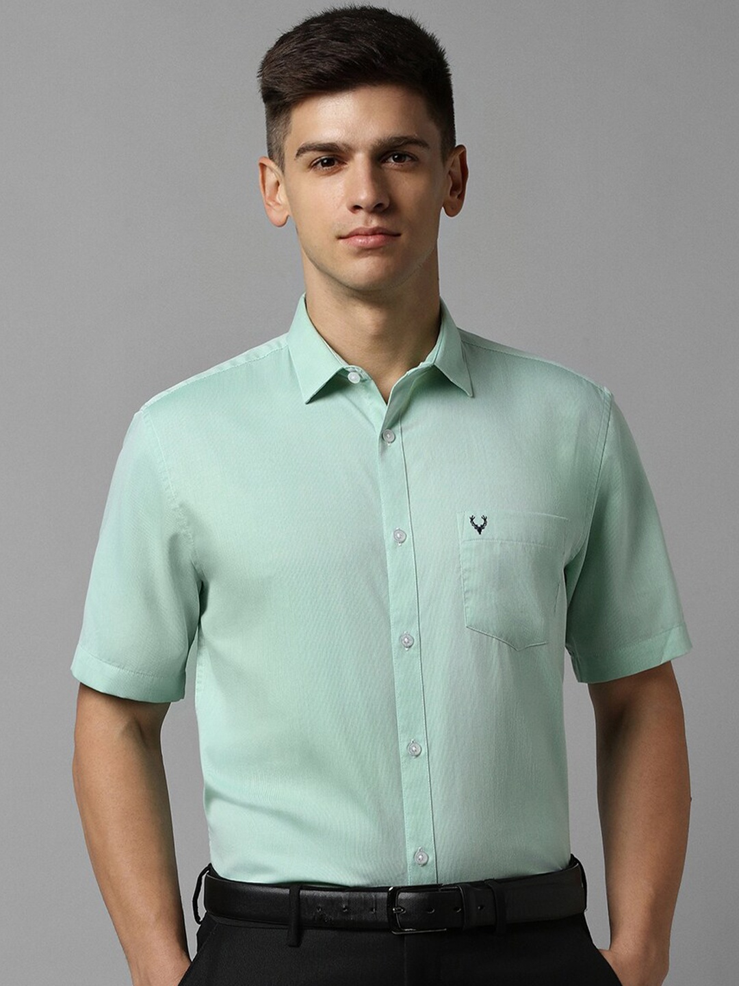 

Allen Solly Slim Fit Spread Collar Pure Cotton Formal Shirt, Green