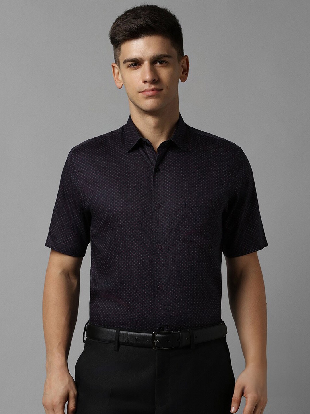 

Allen Solly Micro Ditsy Printed Slim Fit Opaque Pure Cotton Formal Shirt, Purple