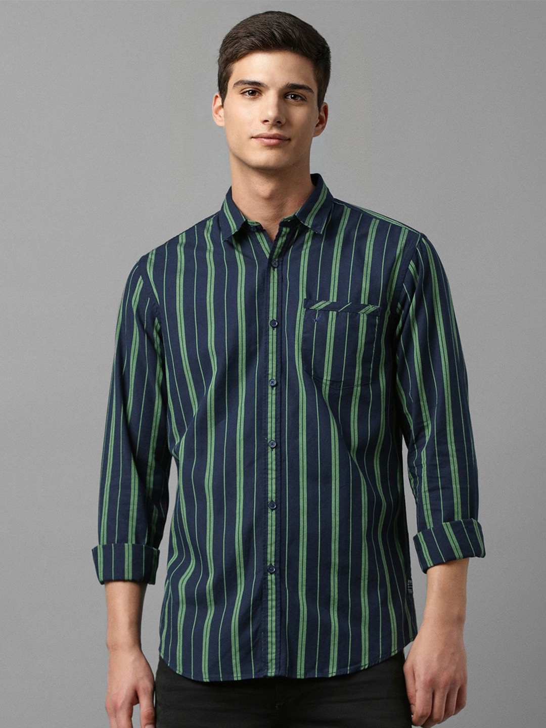 

Allen Solly Slim Fit Vertical Striped Spread Collar Pure Cotton Casual Shirt, Navy blue