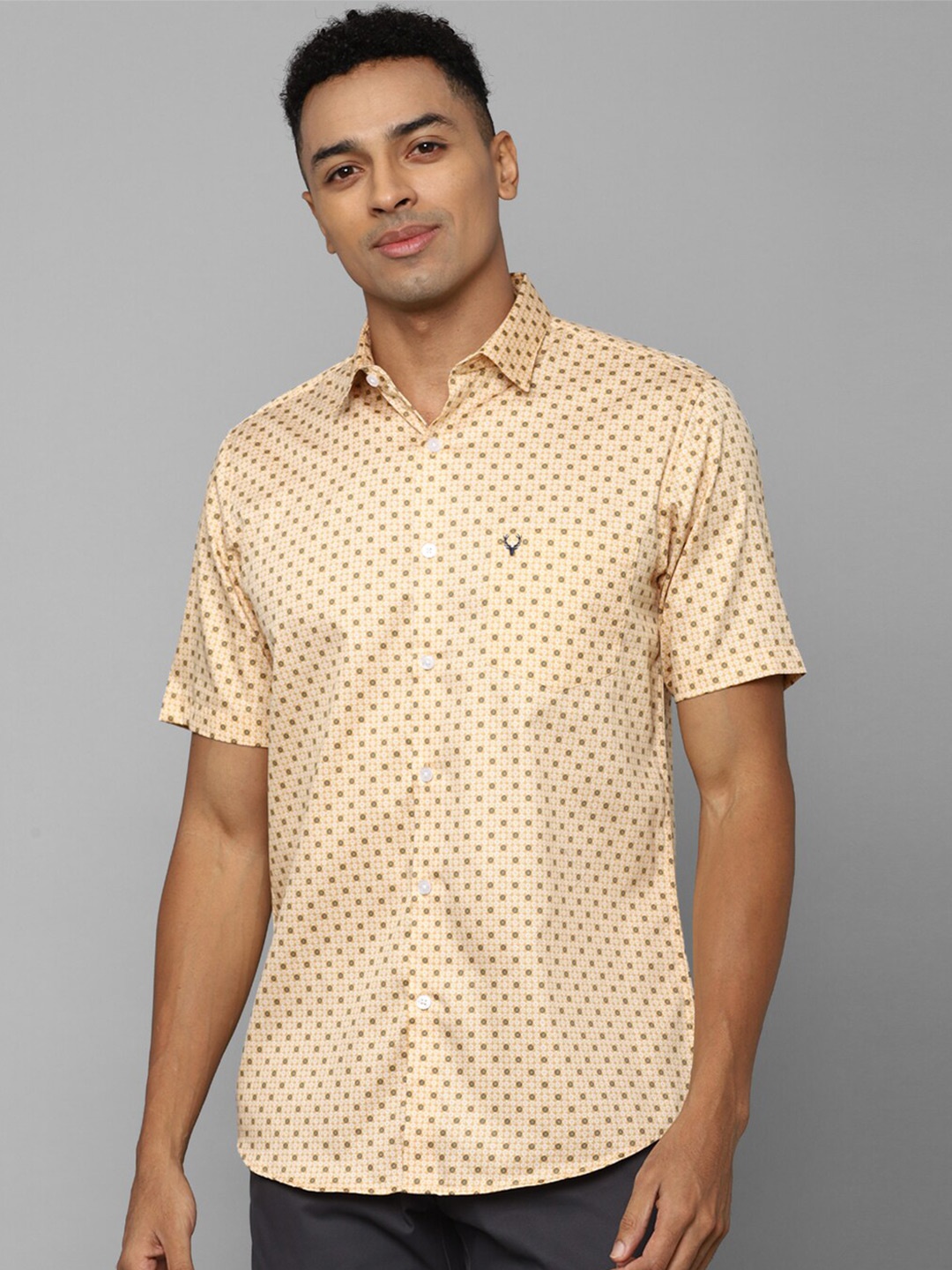 

Allen Solly Slim Fit Micro Ditsy Printed Pure Cotton Casual Shirt, Beige