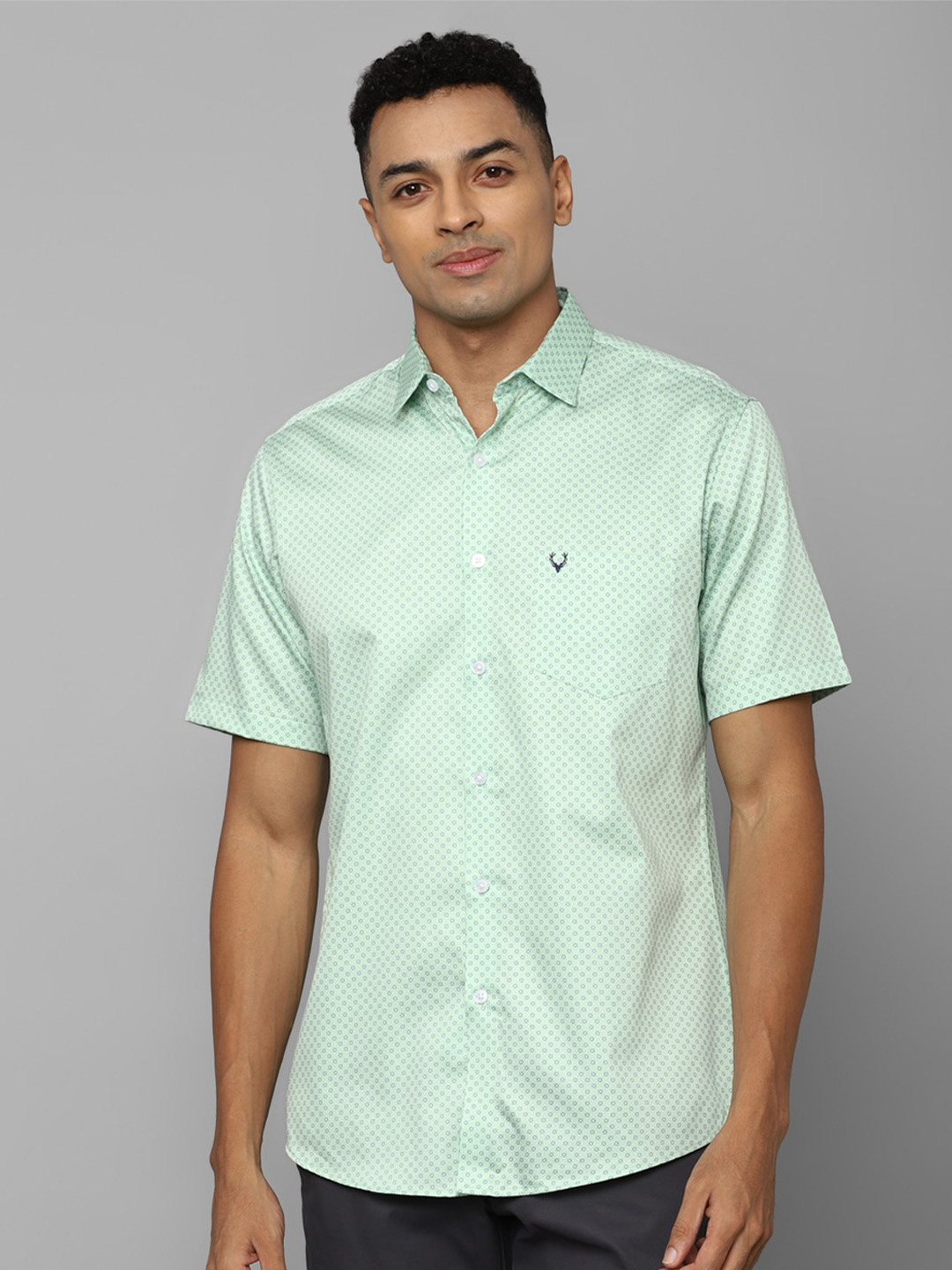 

Allen Solly Slim Fit Micro Ditsy Printed Pure Cotton Casual Shirt, Green