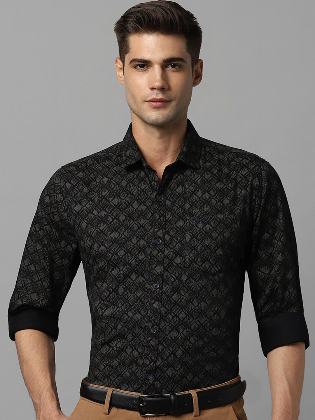 

Allen Solly Custom Slim Fit Abstract Printed Spread Collar Long Sleeve Cotton Formal Shirt, Black