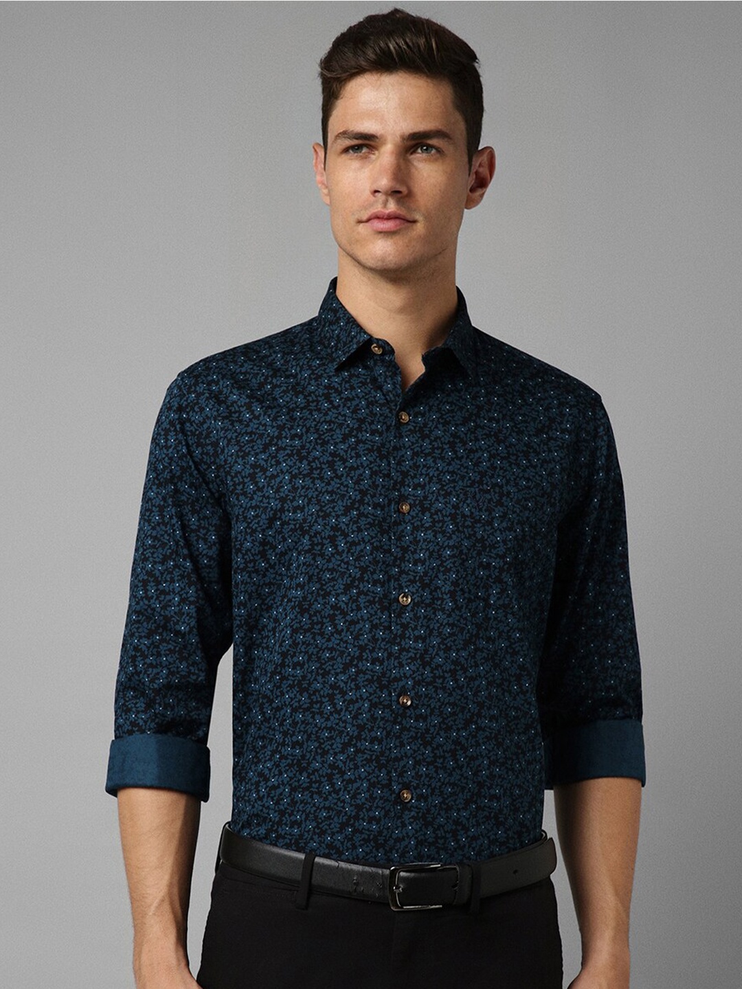 

Allen Solly Slim Fit Floral Printed Formal Pure Cotton Shirt, Navy blue