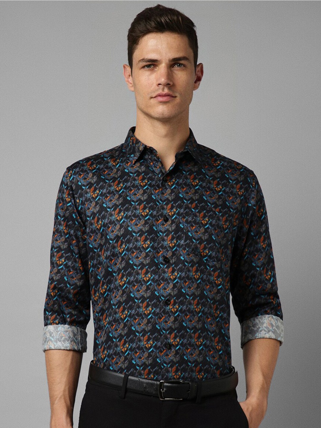 

Allen Solly Slim Fit Floral Printed Formal Pure Cotton Shirt, Navy blue