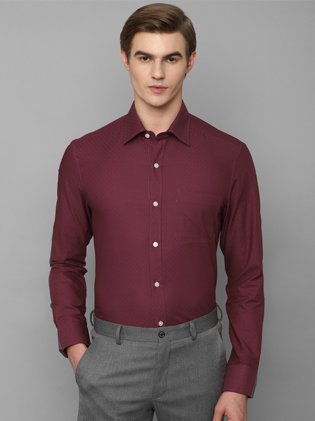 

Louis Philippe Classic Fit Pure Cotton Formal Shirt, Maroon