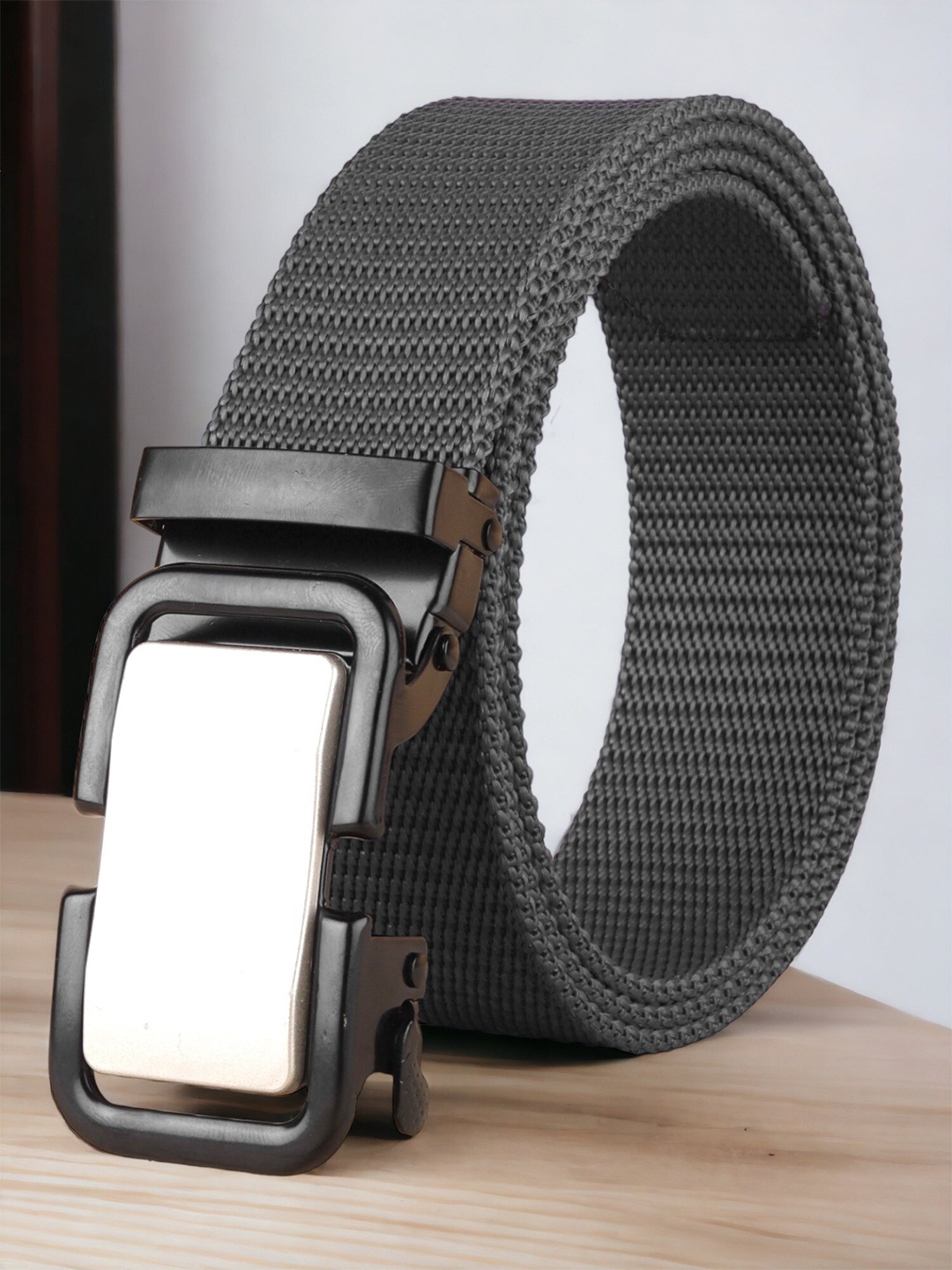 

Roadster Grey Men Textured Belt