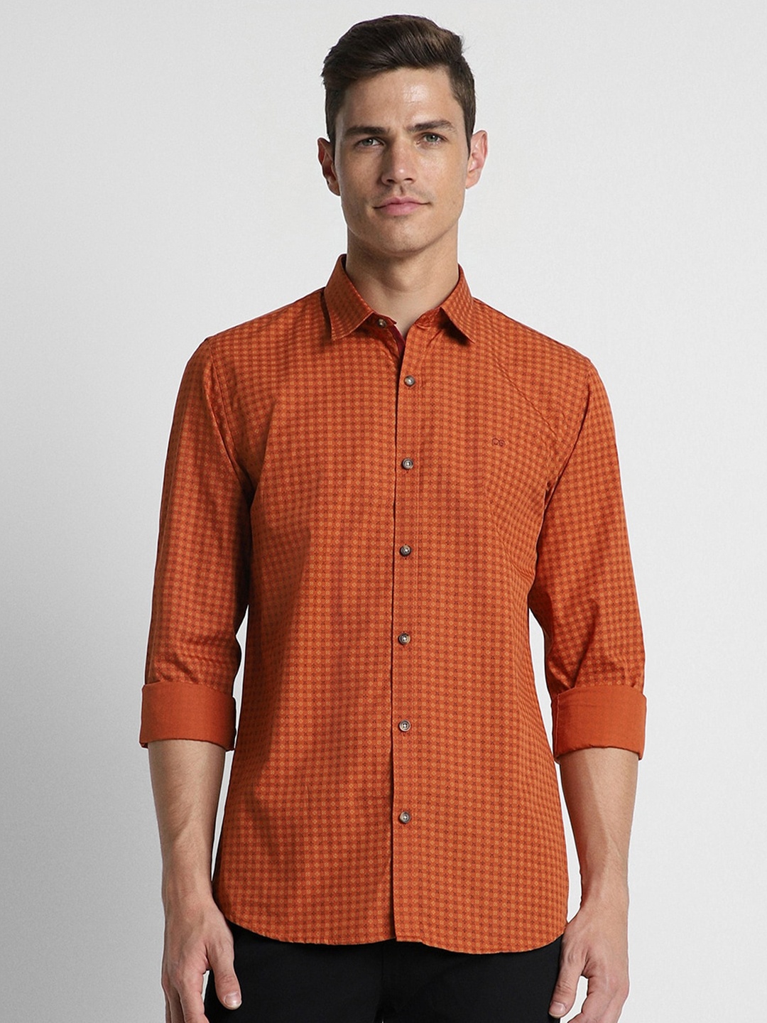 

Peter England Casuals Slim Fit Opaque Micro Ditsy Printed Pure Cotton Casual Shirt, Orange